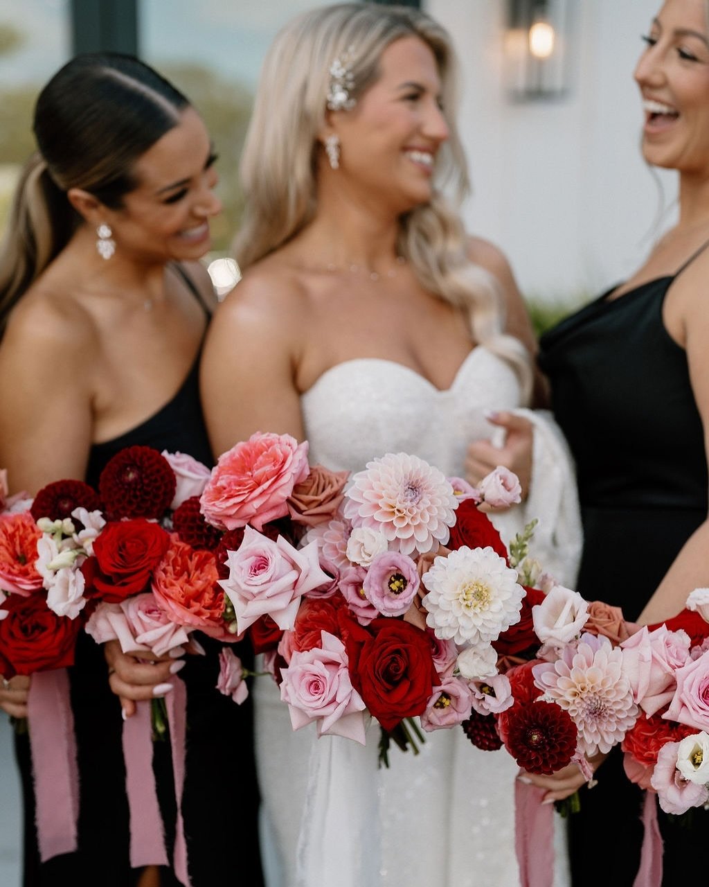 Still not over these colors and this gorgeous day for B &amp; C at @hazelwoodweddings ❤️

And it was nearly impossible to choose my favorite photos because I love them alllllll @sage.design.co 🙌

Vendors:

@blakeeventco 
@sage.design.co 
@storytelle