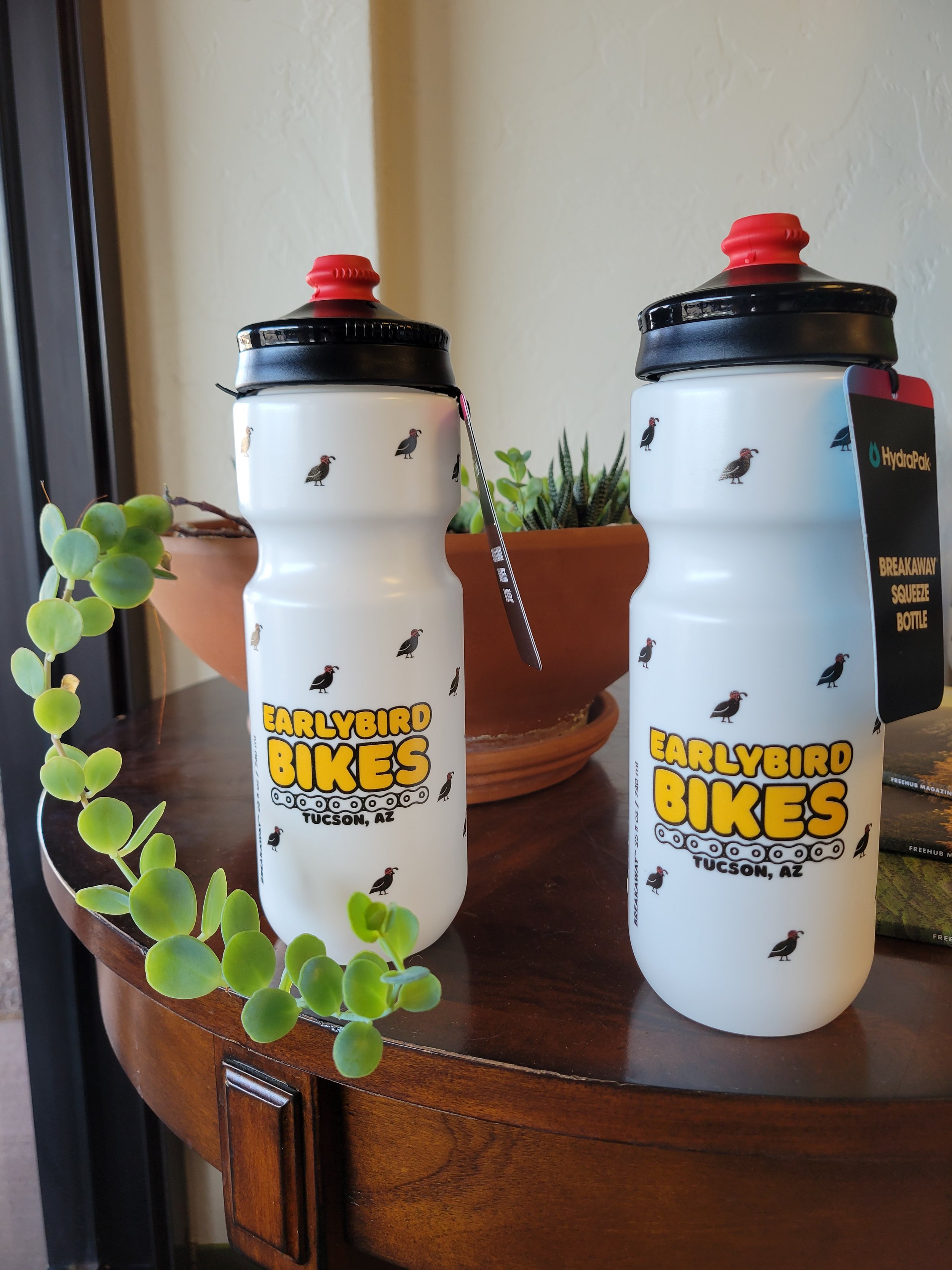 Earlybird Bikes 25oz Hydrapak Bottle