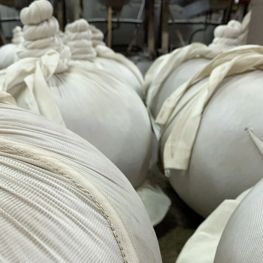 cloth-rollin.jpg