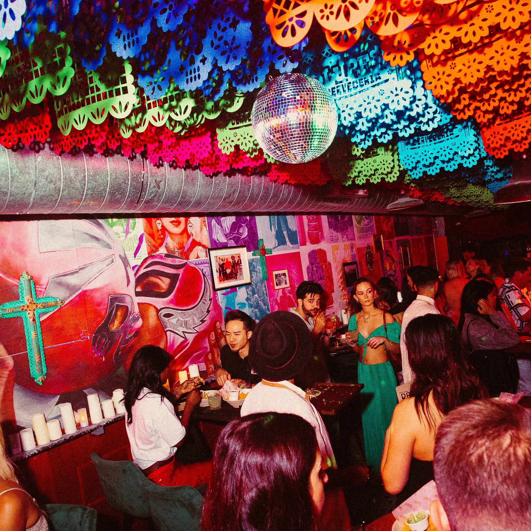 COME PARTY WITH US THIS WEEK! 🎊 🎊
FIRST ONE TO SPOT THE TWO LUCHADORES KISSING ON THE WALL OWES US A VISIT.
