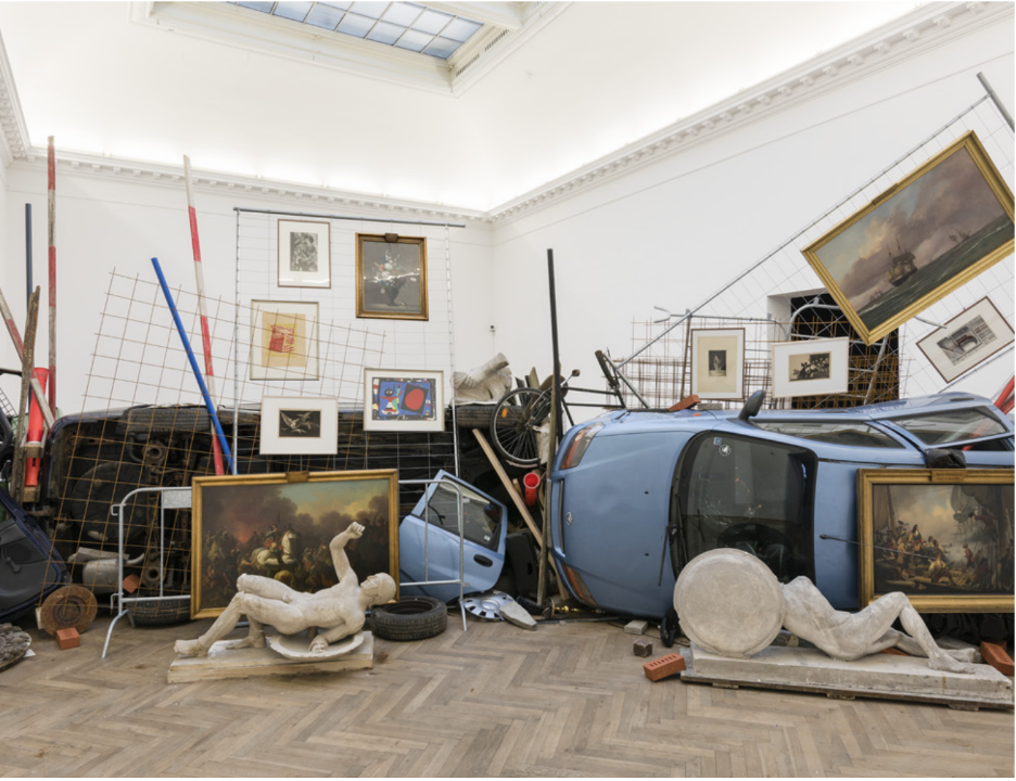 ARCHITECTURE OR REVOLUTION