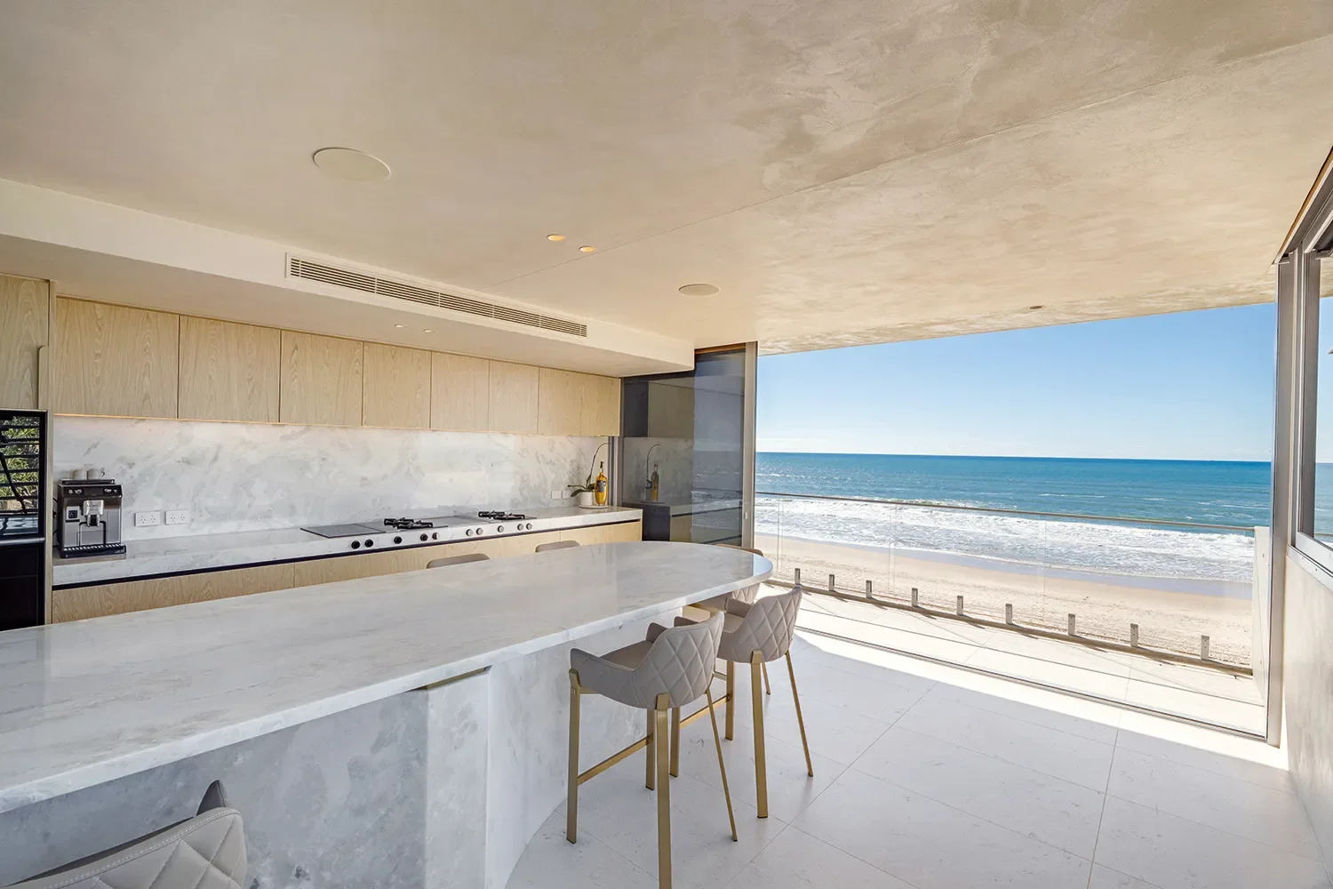 Mermaid Beach Marvel