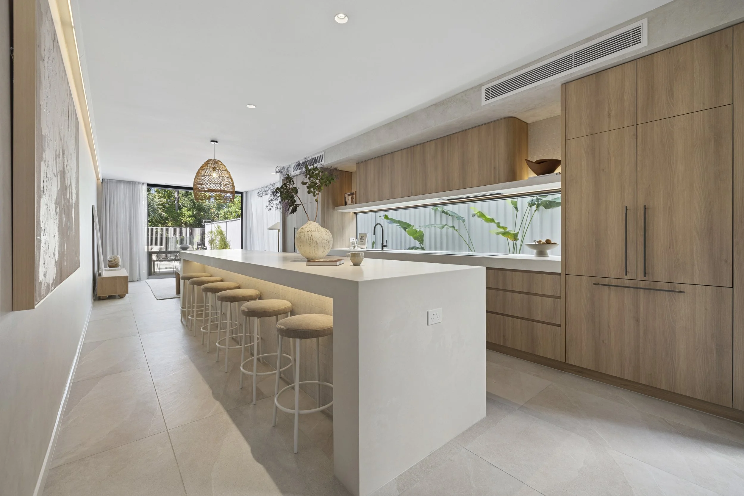SOLIS - Kitchen 1.jpg