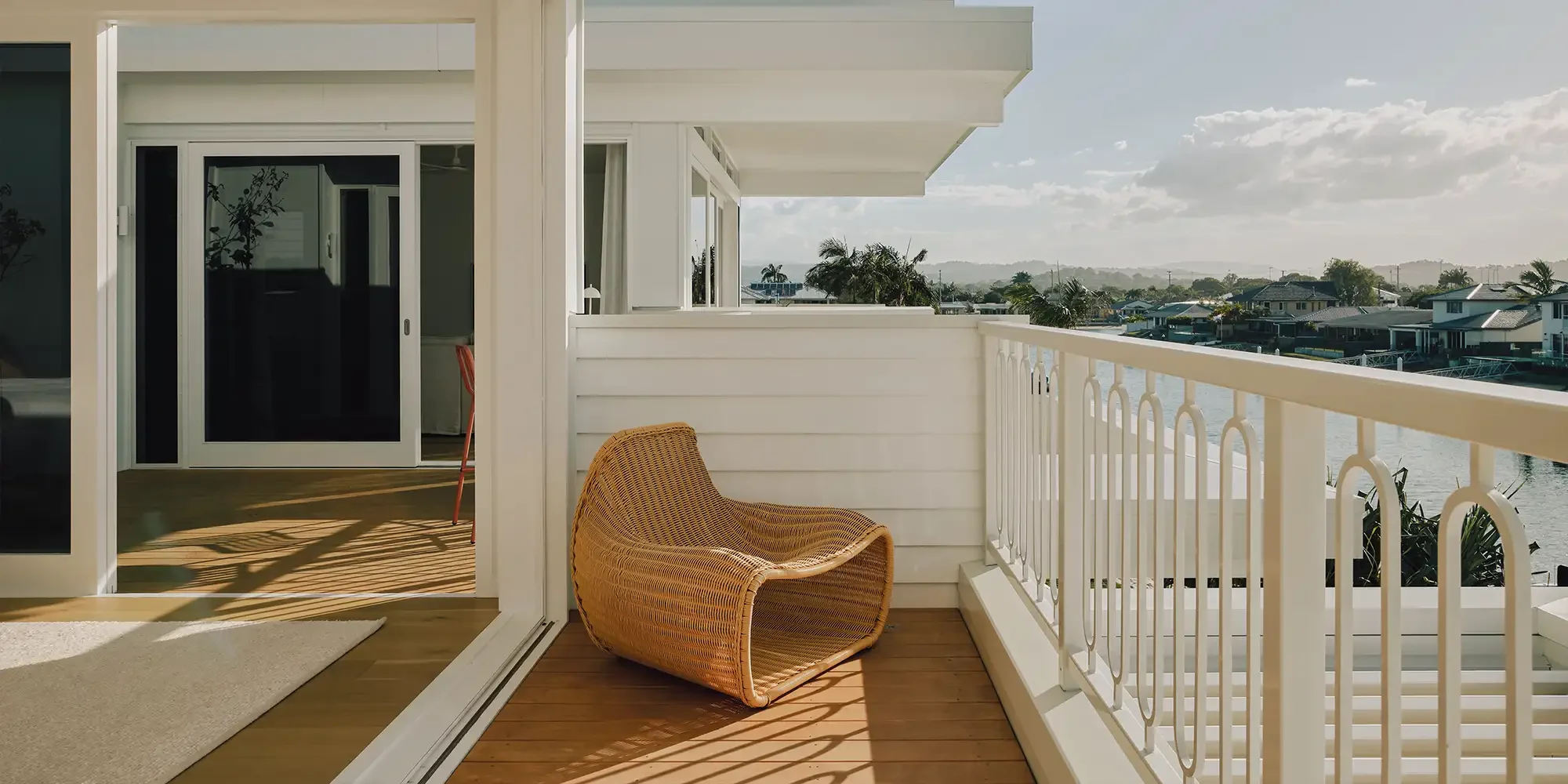 Winter2026_CoverHome_Slideshow_2.webp