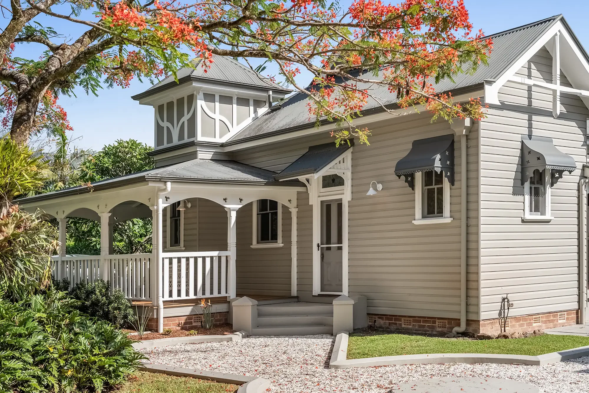 Cottage style hinterland charmer