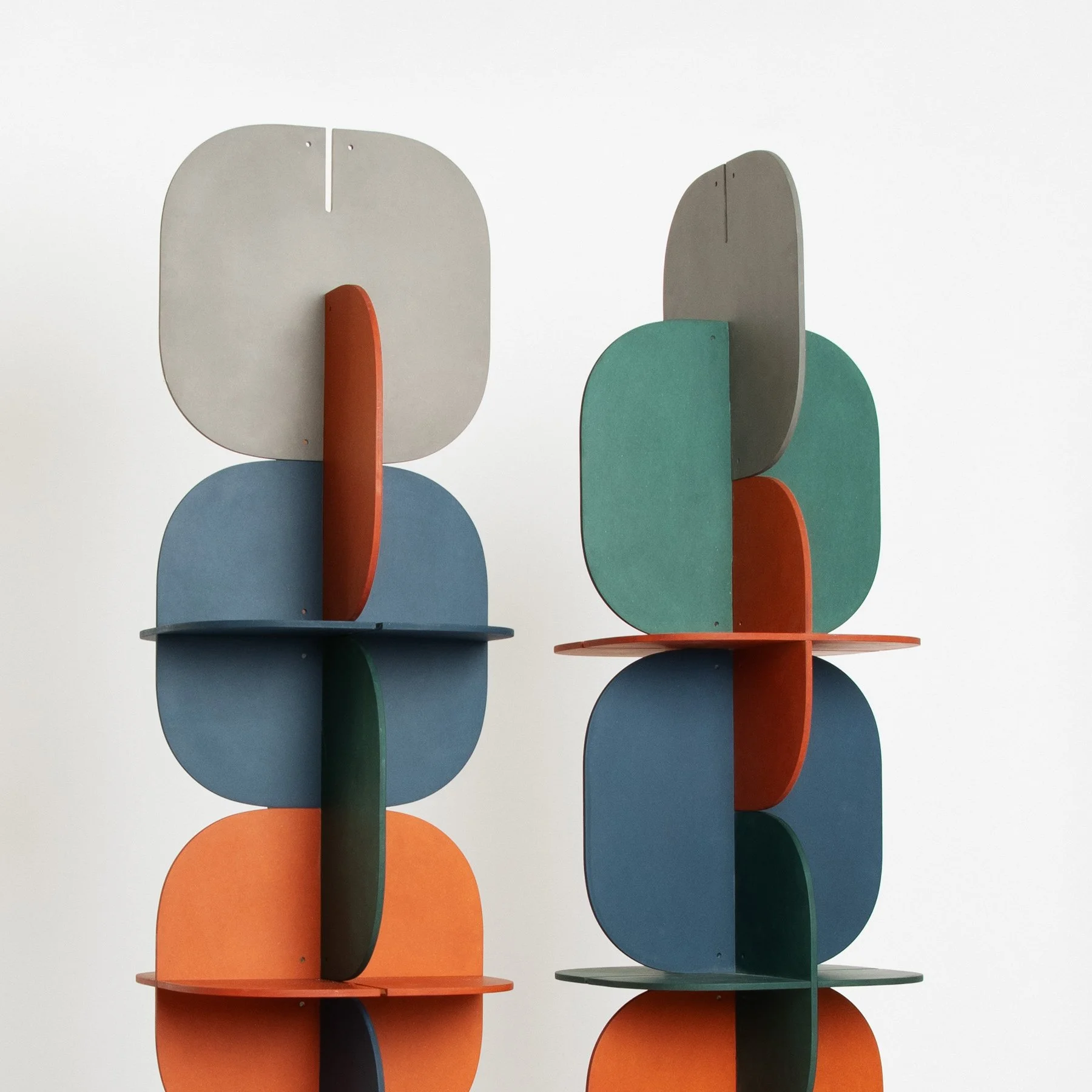 Totem-Shelf-crop_JONDAL-instaSQ.jpg