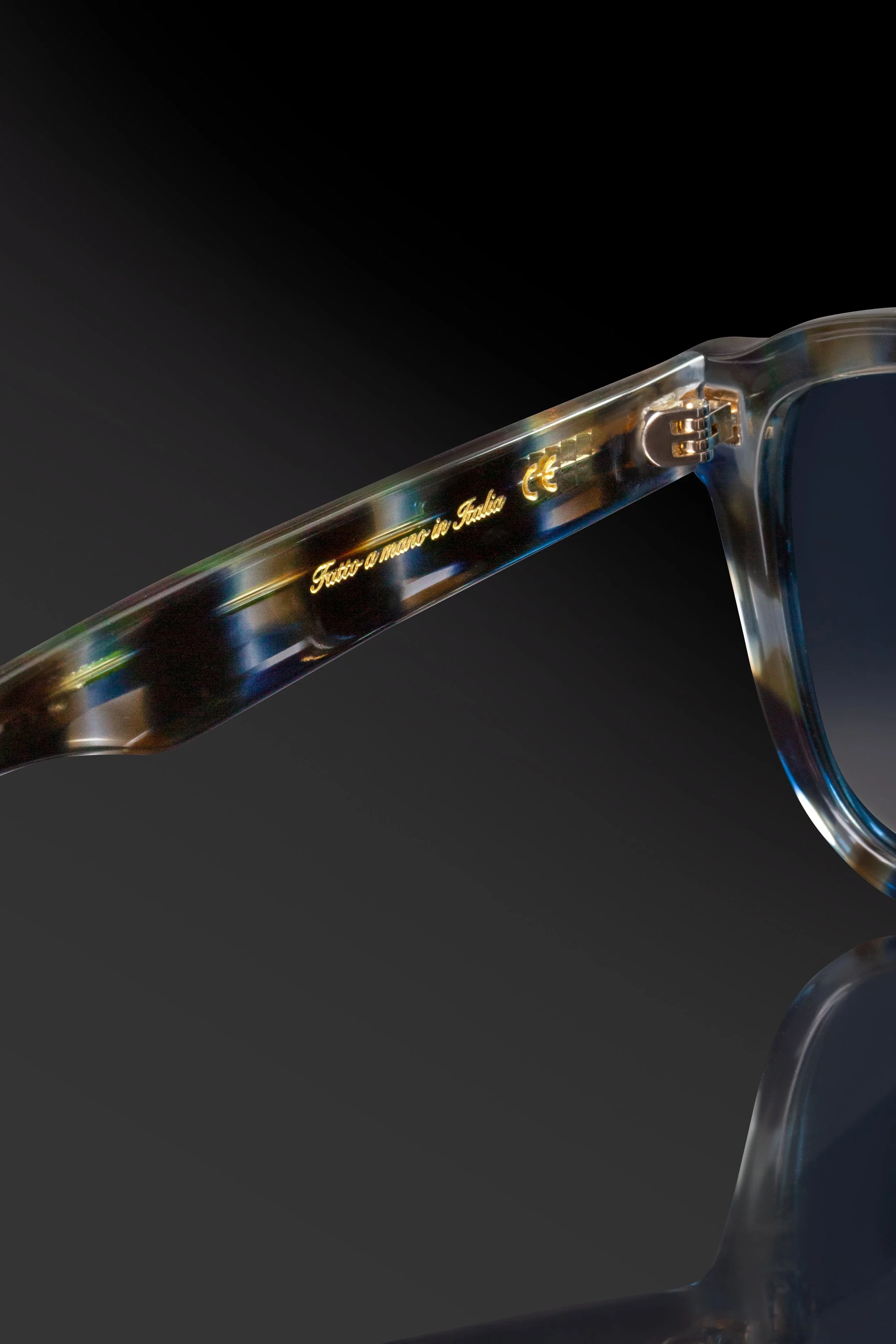 Sereno - Mod 2 - Venice Blue - Gradient - Dark3.jpg