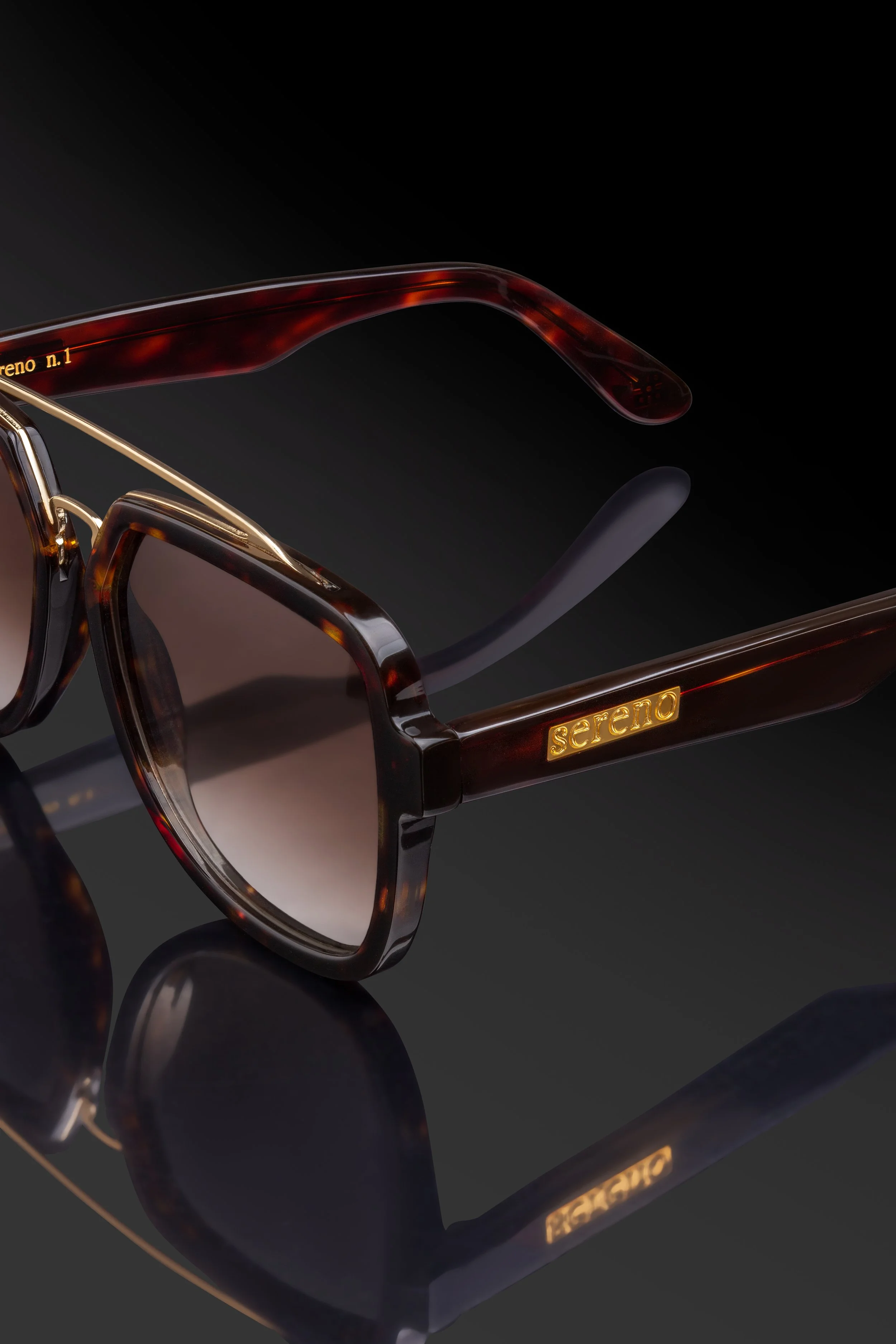 Sereno - Mod 1 - Havana Brown - Gradient - Dark2.jpg