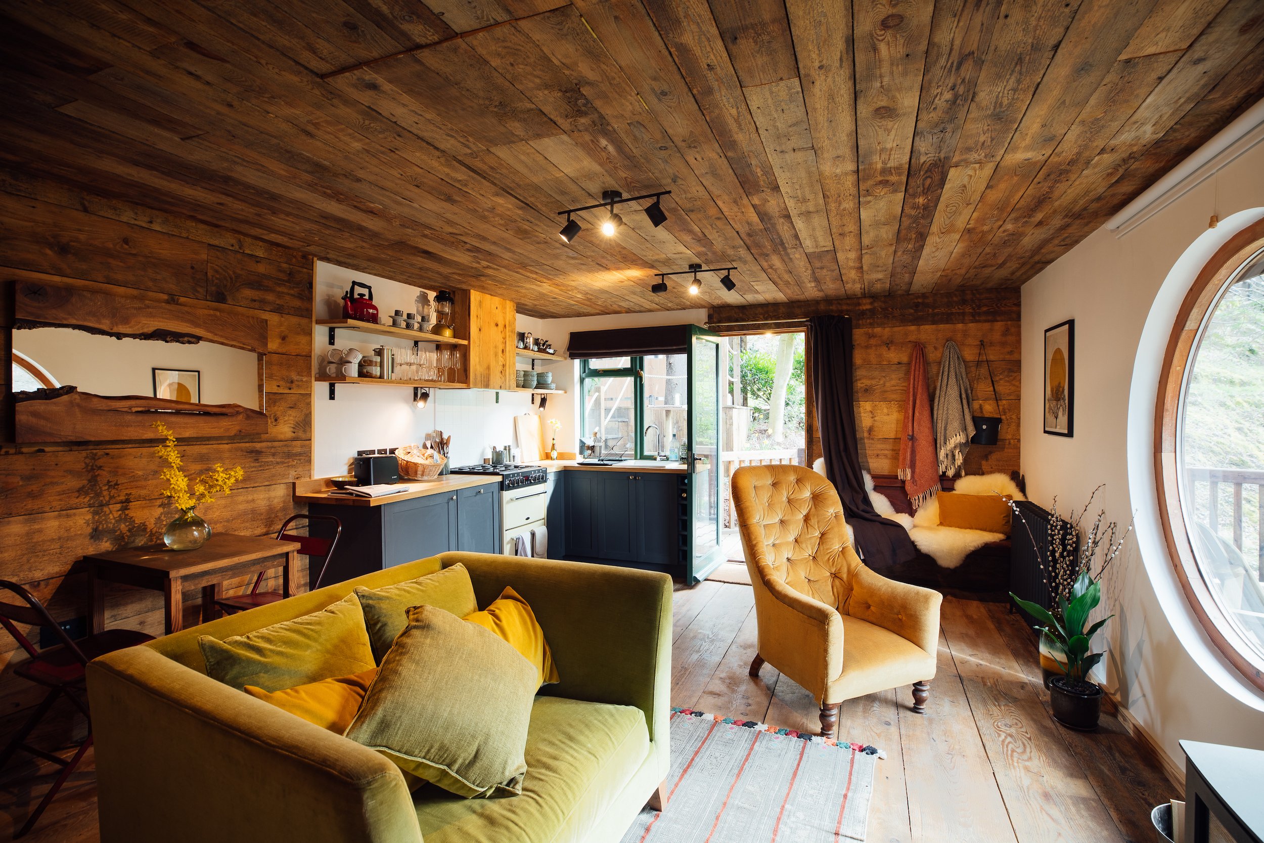 Cabin_Interior_NAture copy.jpg