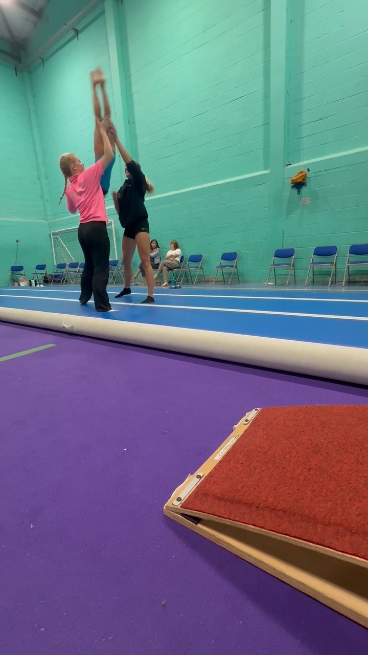 Smashing the straight backs!! 🥳🥳