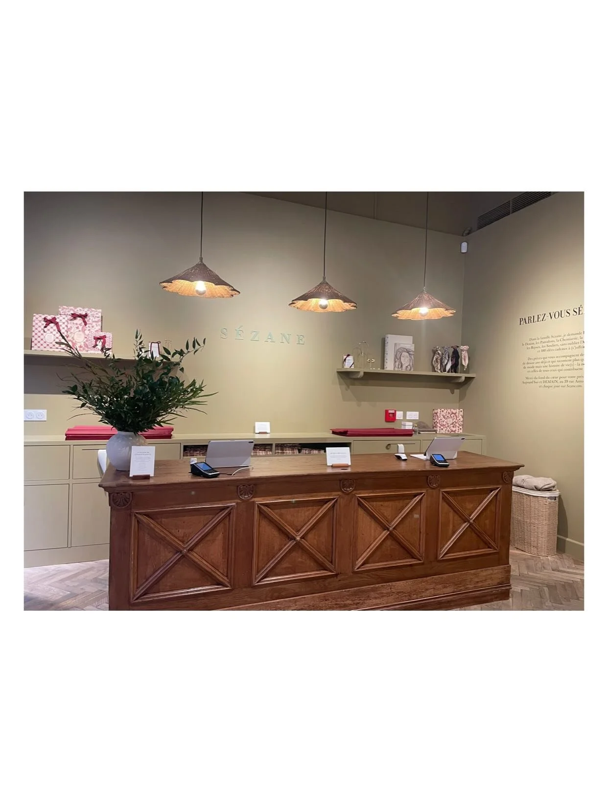 Stepping into the S&eacute;zane pop-up in Brussels felt closer to entering a stage set than a store.&nbsp;Detailed furniture-style fixtures anchored the space, with room to pause, sit and take it all in.&nbsp;Theatrical table display moments played o