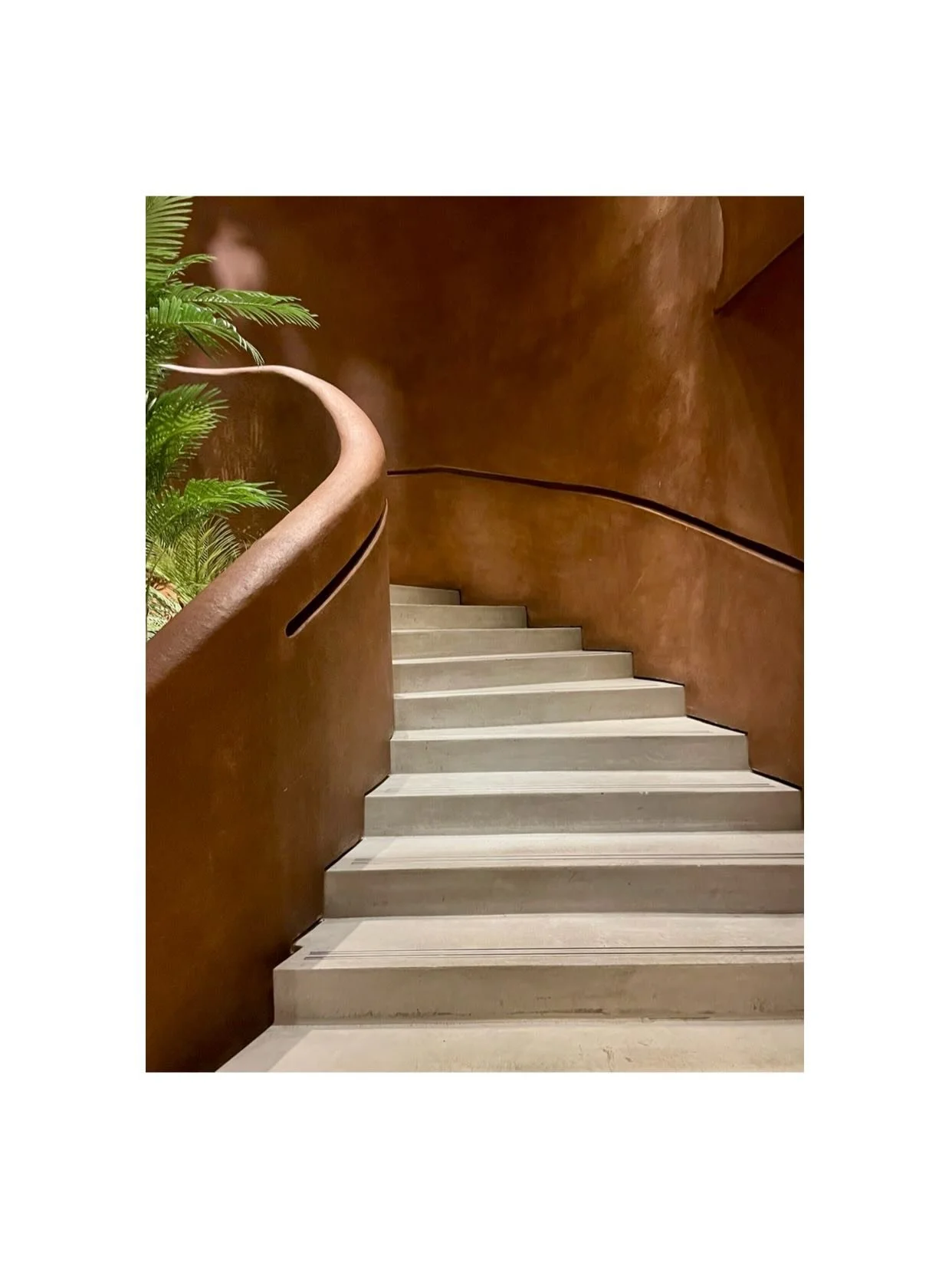 We attended a lovely lunch event hosted by Ivan and Tony from SEI interiors at the exquisite MOI restaurant in Soho. MOI is the debut opening from newly formed MAD restaurant group. Wonderful food and as well as being a beautiful space with a stateme