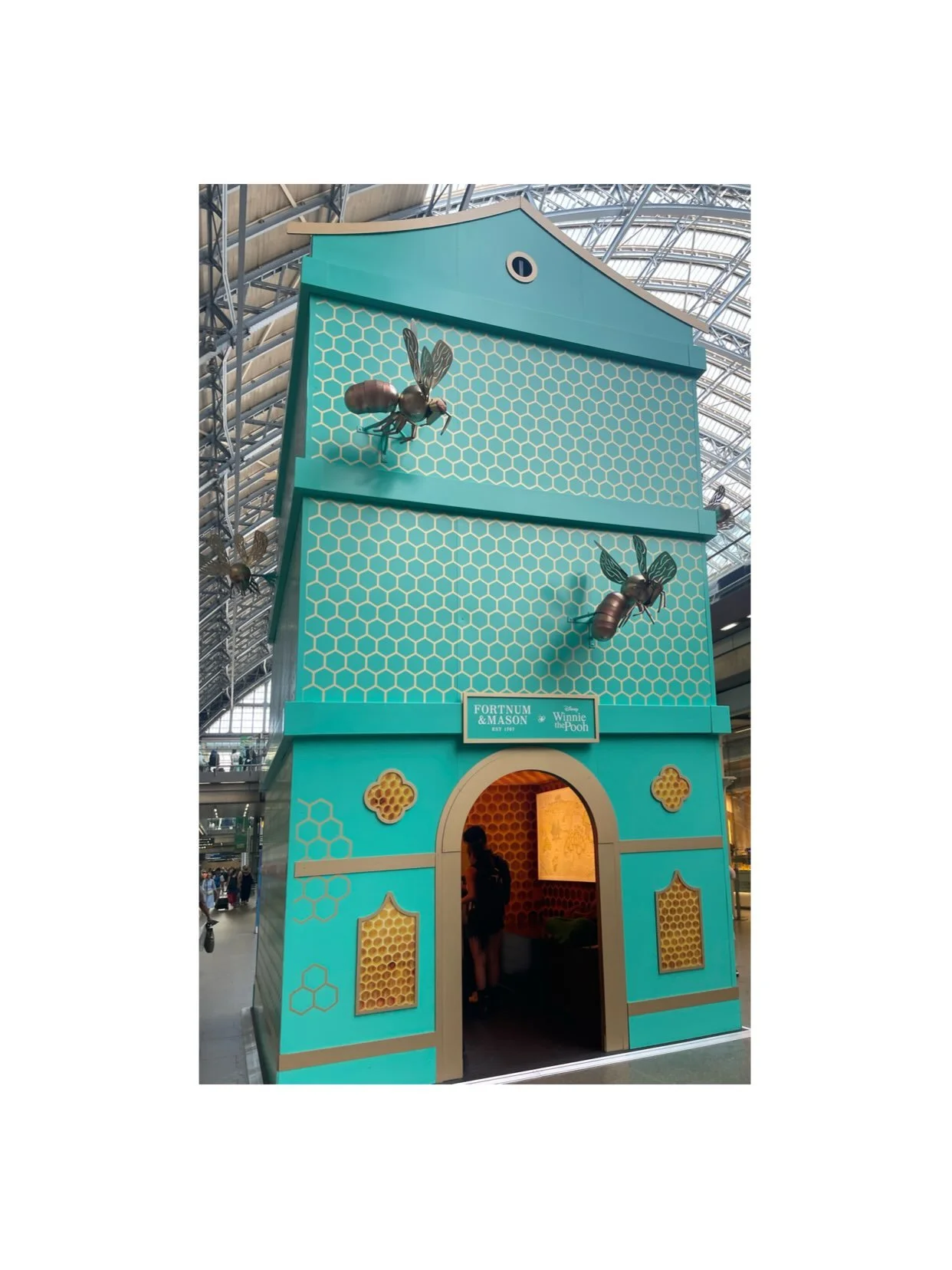 🐝 For a moment, the rush of busy St Pancras station gives way to something a little sweeter.

To celebrate 100 years of Winnie the Pooh, Fortnum &amp; Mason has brought a giant beehive to the concourse at St Pancras International, standing almost 9 