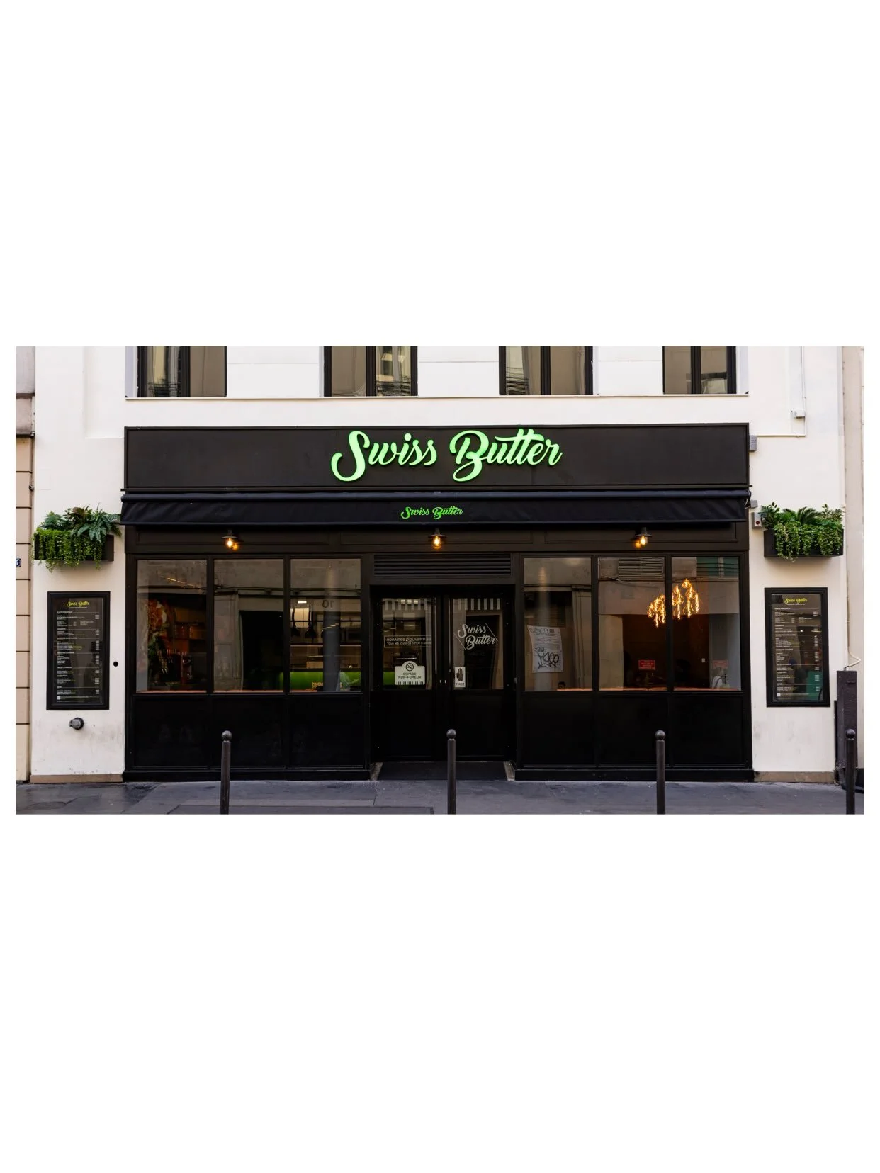 The creative vision: how do you make a global brand feel at home in Paris?

Our second project with Swiss Butter gave us an interesting challenge: to build on an established restaurant identity while creating something that felt specifically rooted i