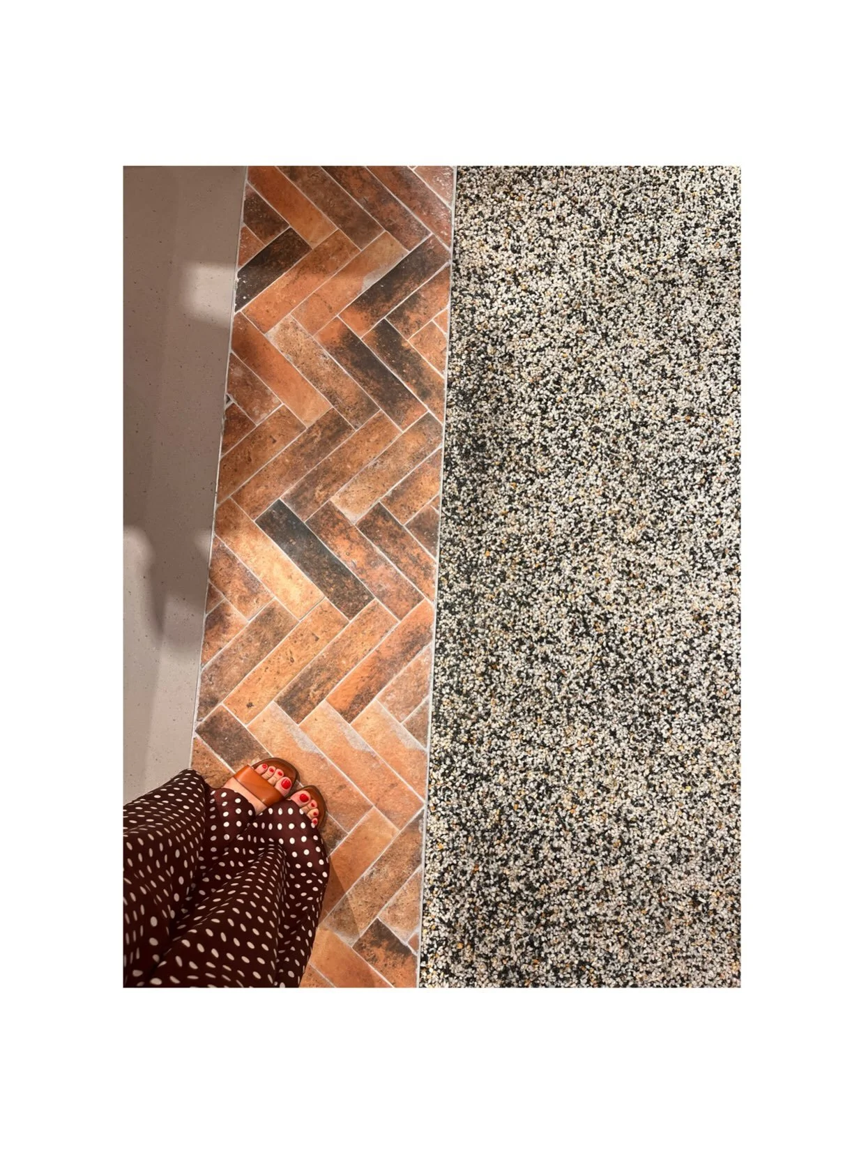 WHAT WERE WE THINKING?

You might not notice this.

At Alpaso, a shoe store we designed that was rolled out in Spain, the floor was designed to do more than lead you around the space. Different textures were spread throughout the store, creating a ch