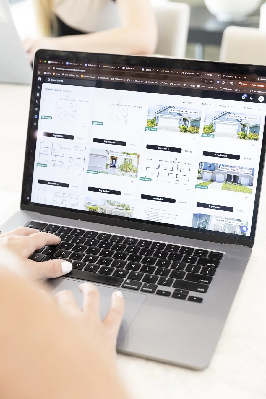 Computer real estate photos