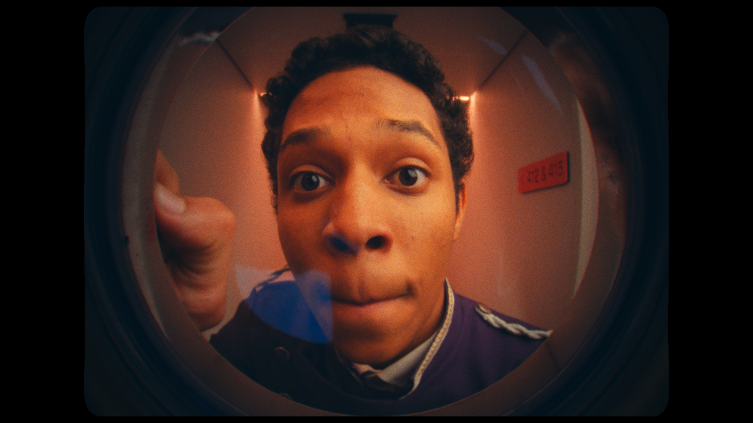 EDIT23_GRADED_MIXED_DIRECTORS_CUT.00_01_40_04.Still067.png