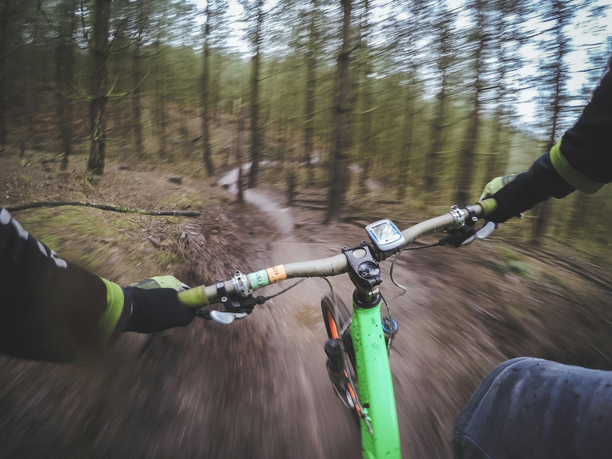 Improve your mountain bike performance with a strength training program