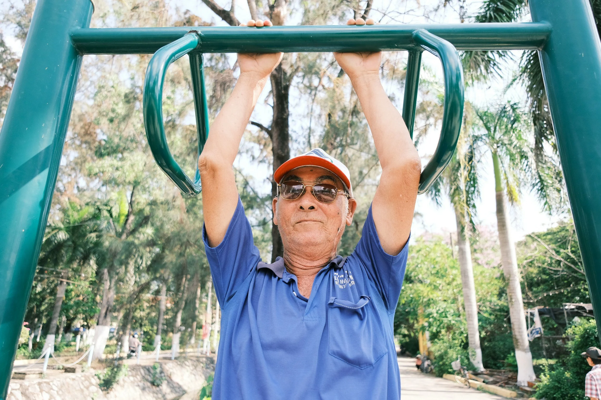 Male Urinary Incontinence: From Pelvic Floor Physiotherapy to Surgical Options