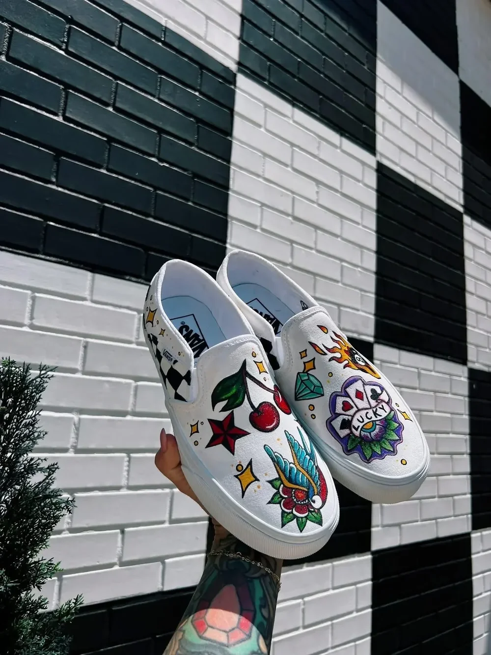hand painted custom slide on Vans — Velvet Fox display picture 1