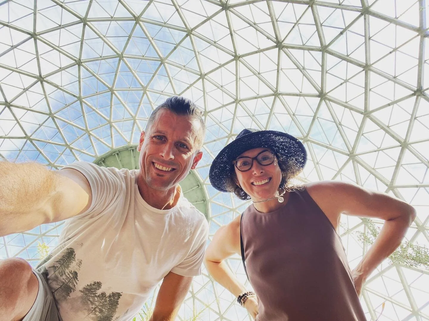 👋🏼 Meet US. 
Hubby + wife /  10 yrs 
Dad + Mum  to Simone / 9 yrs
Partners in crime 17 yrs and counting&hellip;

@advance_form_fitness 
+
@traditional_today 

Being in healthcare collectively for  almost 30 years has offered us so much exposure and