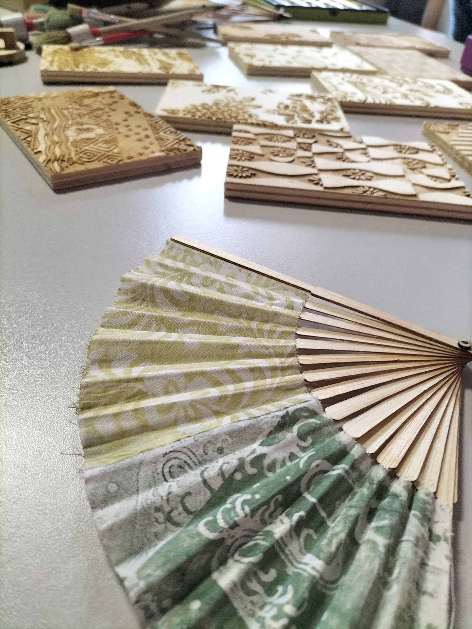 Atelier éventails … avec Natsuka