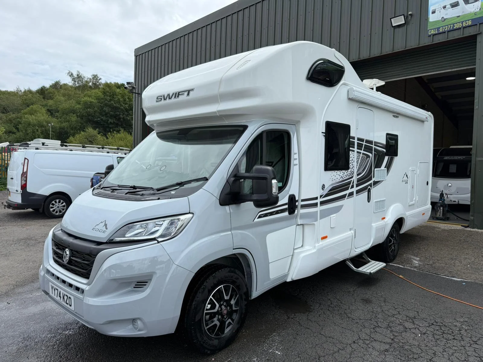FAIT DUCATO SWIFT EDGE 476
đź’°ÂŁ59,995đź’°
2025/74Registration
Front lounge bench seat
Rear fixed bed
Overhead cap double bed
Under storage garage
6 Berth
đź’ĄOnly 1450miles
6 speed manual gearbox
Cassette toilet and shower
Fitted solar panel of grid u