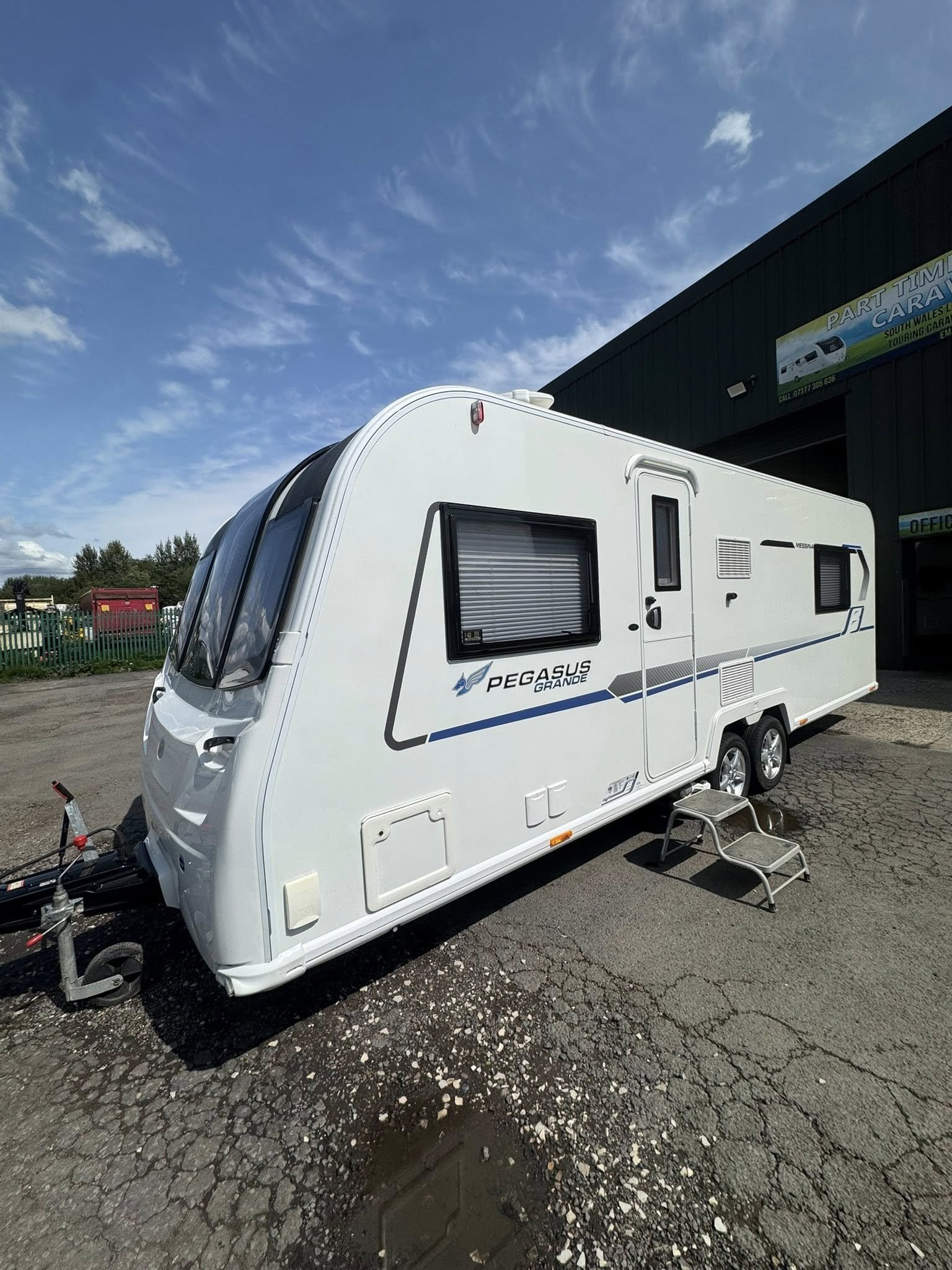 BAILEY PEGASUS GRANDE MESSINA
4 BERTH
💰£17,495💰
YEAR - 2019
*** GREAT CONDITION THROUGHOUT✅ ***
*** 8FT WIDE FLAGSHIP MODEL CARAVAN✅***
*** INCREDIBLY POPULAR LAYOUT + SPEC ✅***
*** FIXED BED + LARGE CENTRAL BATHROOM ✅***
*** LARGE FRIDGE FREEZER