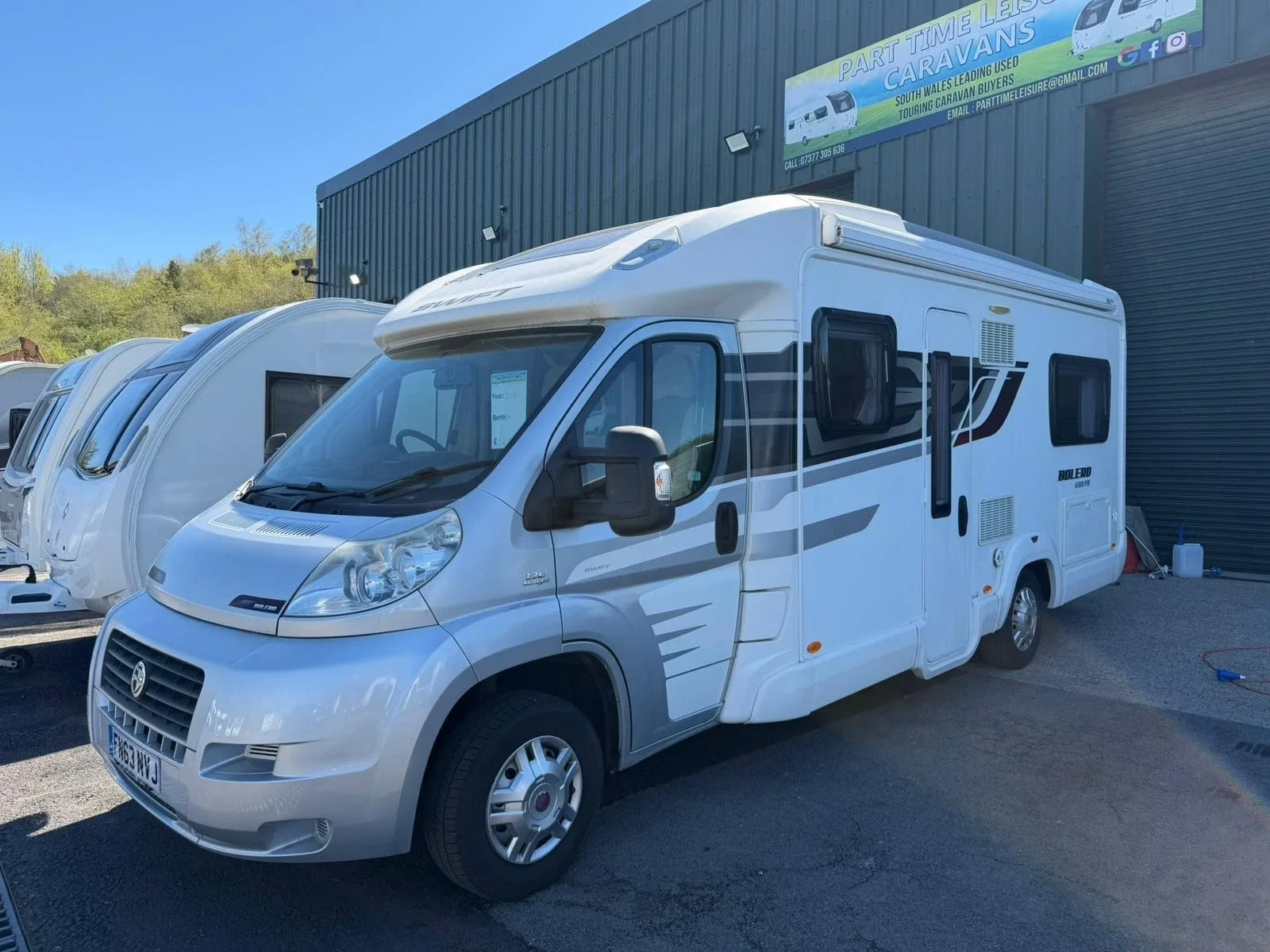 FAIT DUCATO SWIFT BOLERO 682FB
£32,995
2013/63reg
Lovely Fixed bed 4 Berth
Front lounge converts to double bed
Large fridge freezer
4 Berth✅
15,576 miles
6 speed Manual
Cassette toilet and shower
Upholstery great
2.2diesel engine
M.o.t ✅
Ready to go
