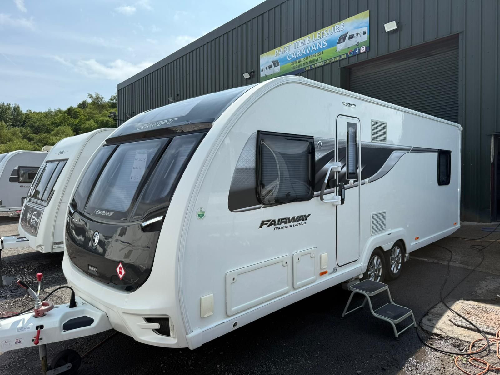 SWIFT FAIRWAY PLATINUM EDITION 635
4 BERTH
£16,495
YEAR - 2018
*** GREAT CONDITION THROUGHOUT✅ ***
*** SERVICED 2025 WITH PROOF ✅***
*** INCREDIBLY POPULAR LAYOUT + SPEC ✅***
*** FIXED BED + LARGE CENTRAL BATHROOM ✅***
*** LARGE FRIDGE FREEZER ✅***
