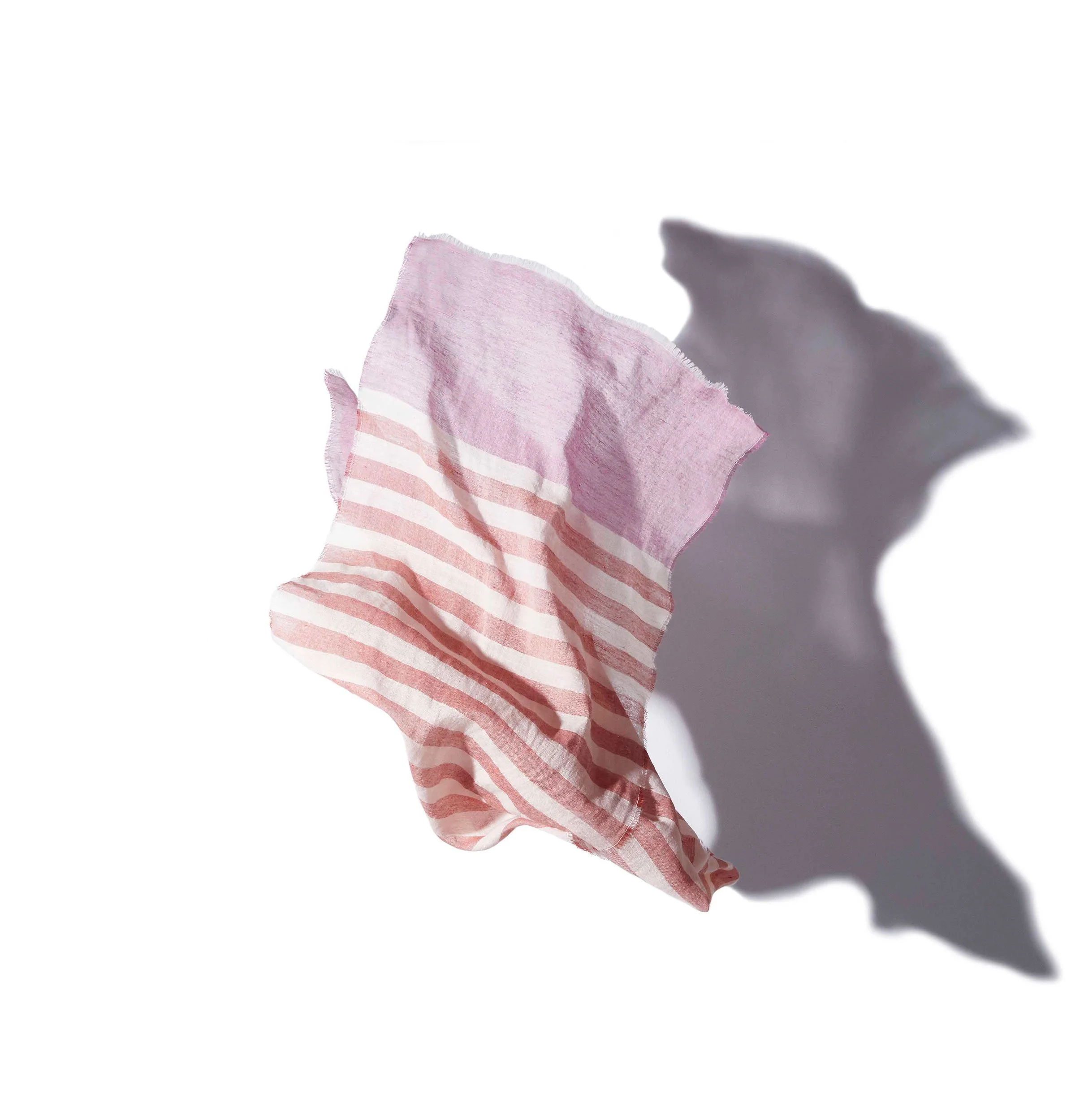 2645A_F3631_STRACHUR_BLUSH_01.jpg