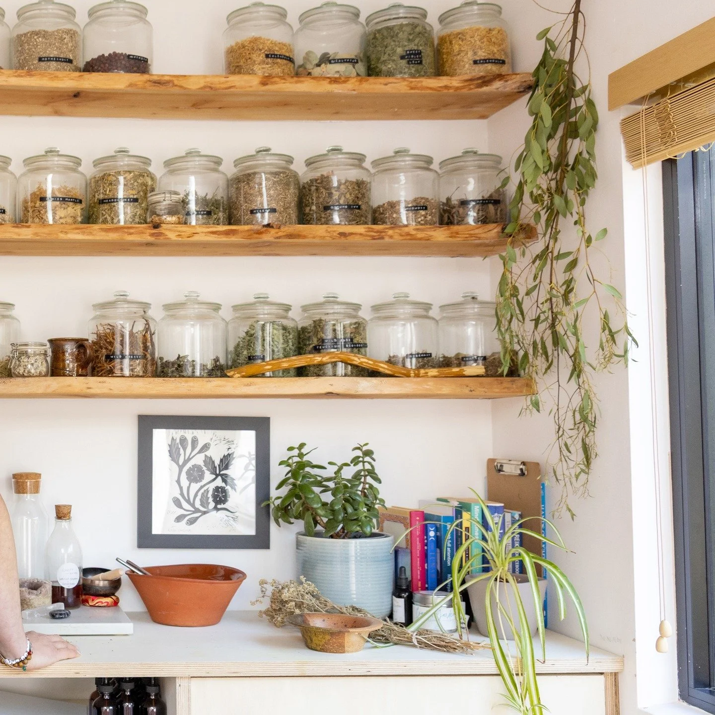 Thank you @alishearerbrandphoto for capturing the vibe of the Reiki &amp; Remedy Sanctuary so beautifully! 🌸✨