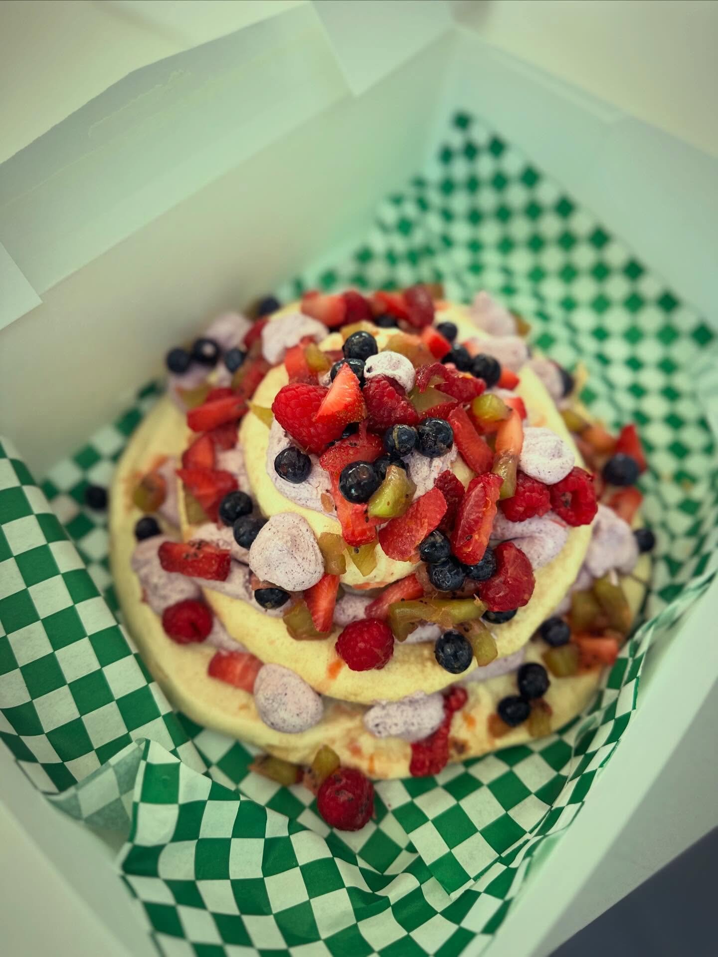 Pavlova with Lemon &amp; Blueberry Cream and Fresh Fruit
