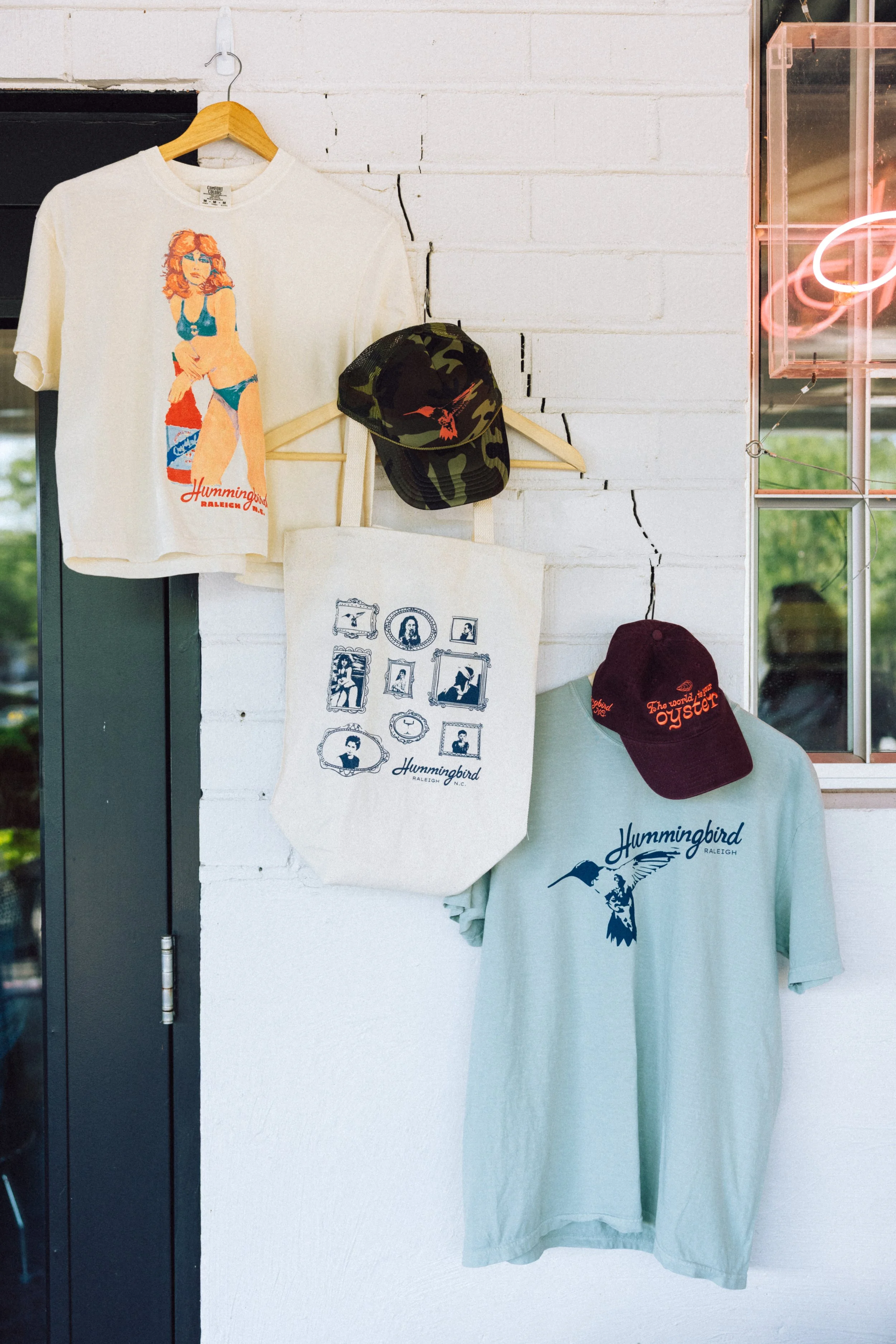 Hummingbird Merch-109.jpg