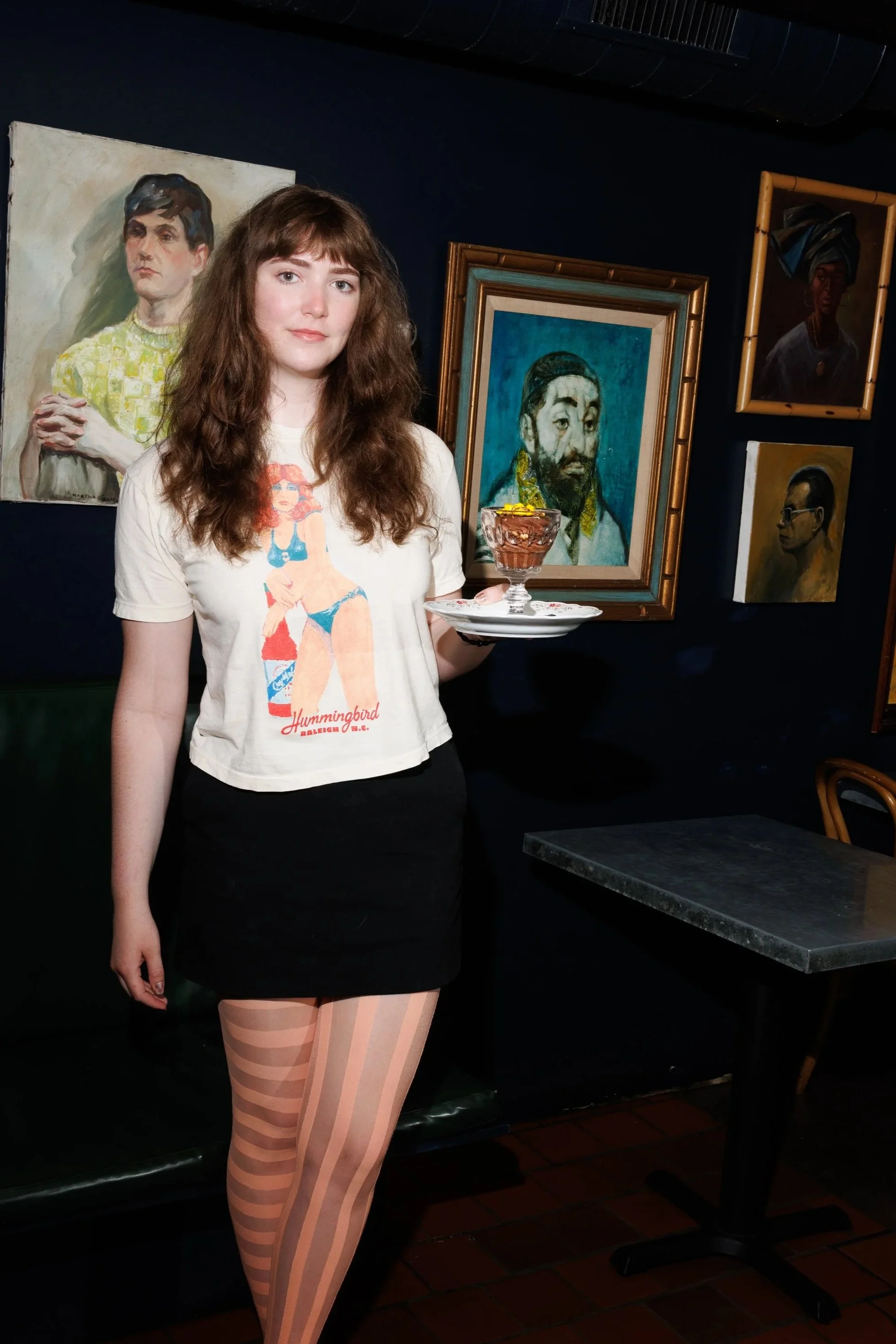 Hey Hot Stuff - Cropped Bikini Girl Portrait Tee