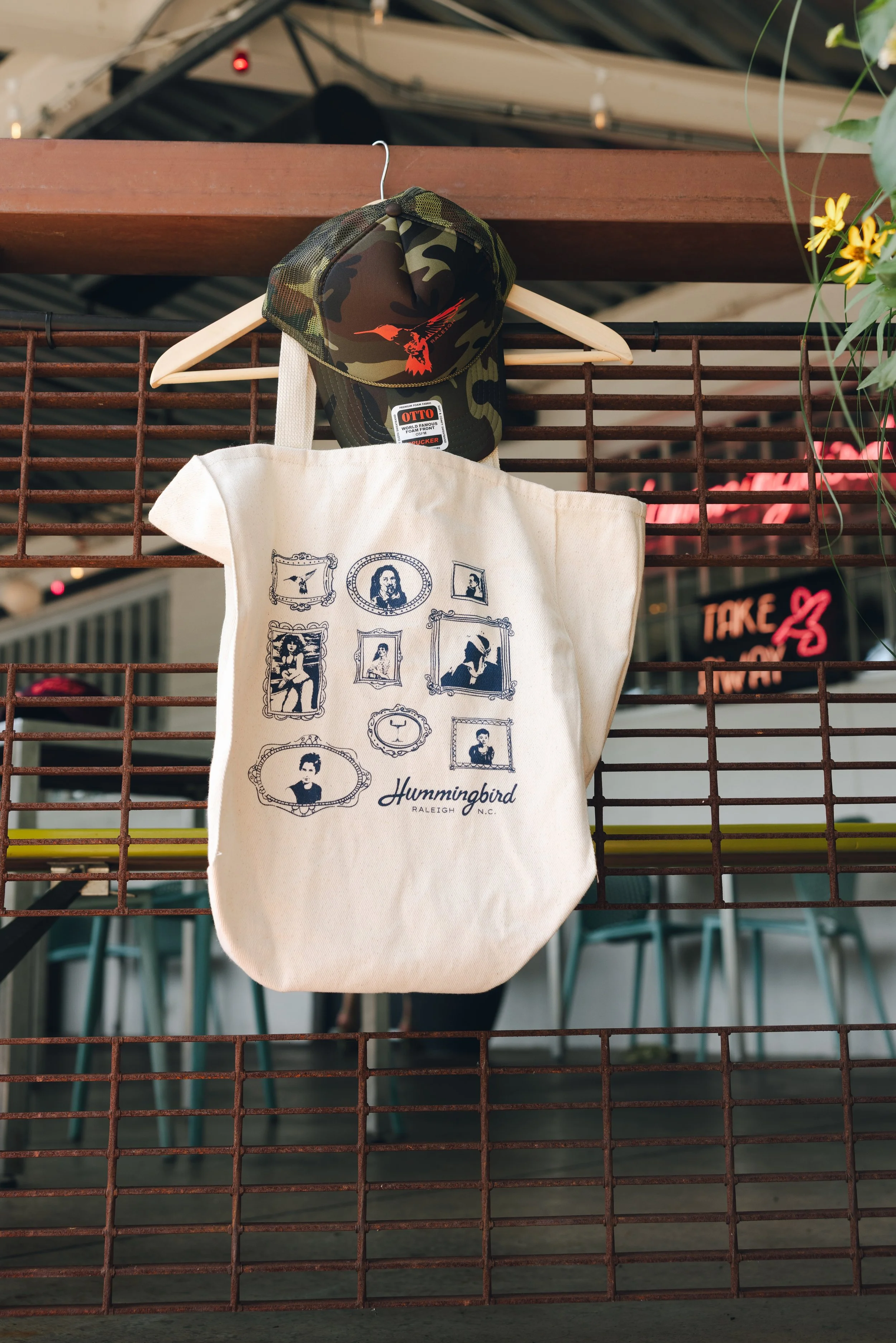 Hummingbird Portrait Room Tote Bag