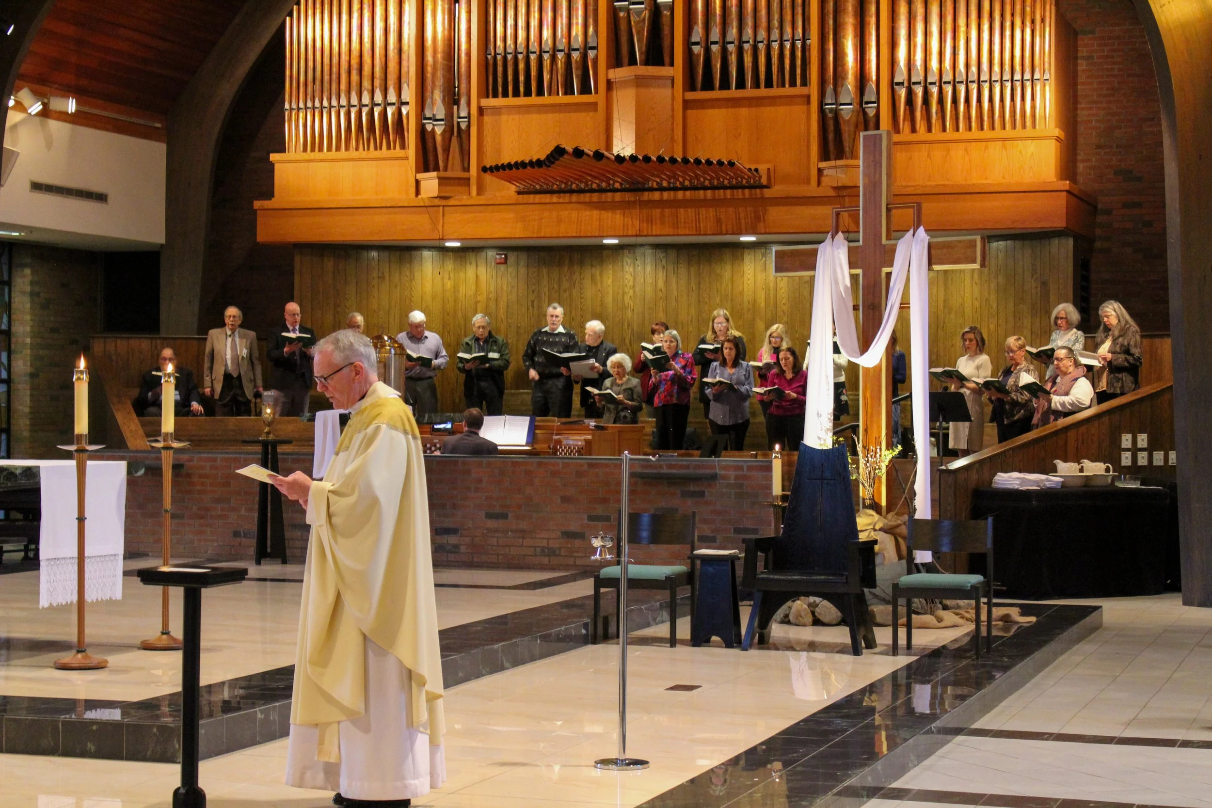 Holy Thursday 2026-7.jpg