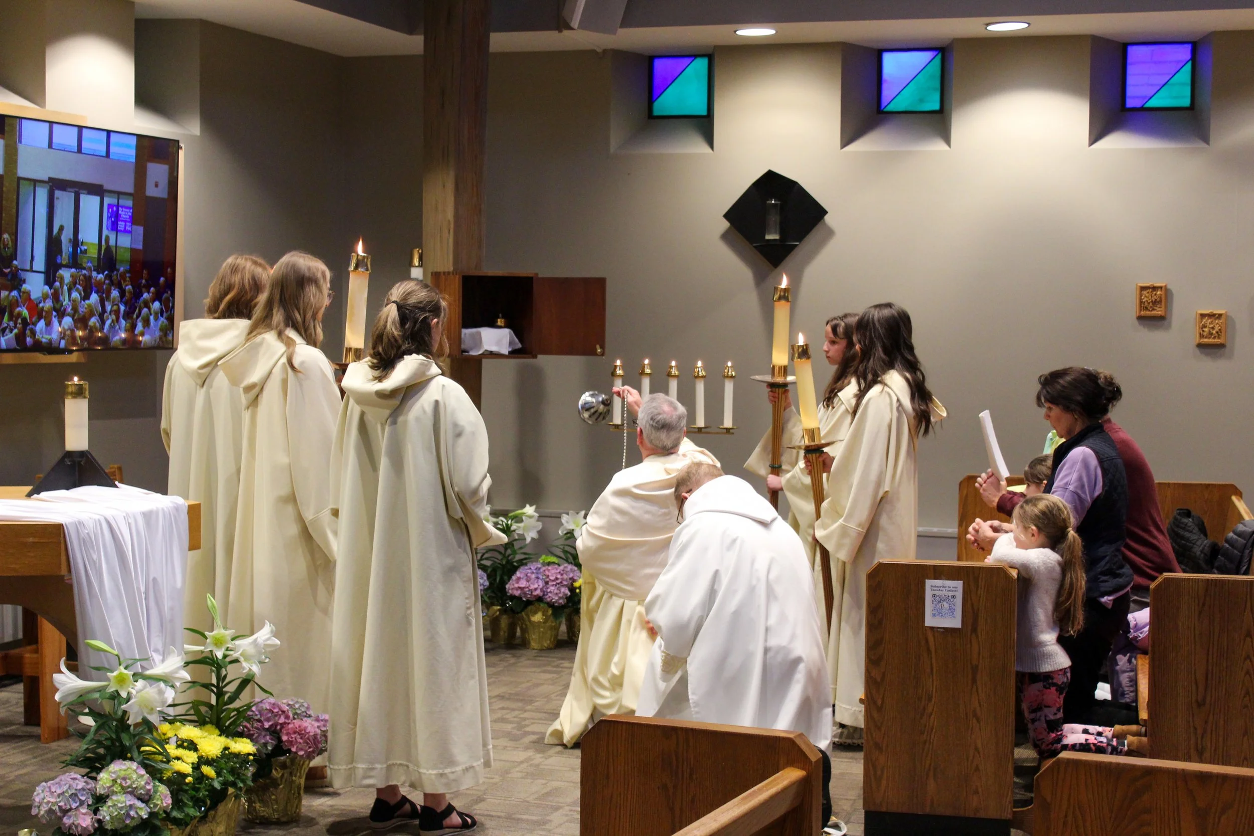 Holy Thursday 2026.jpg