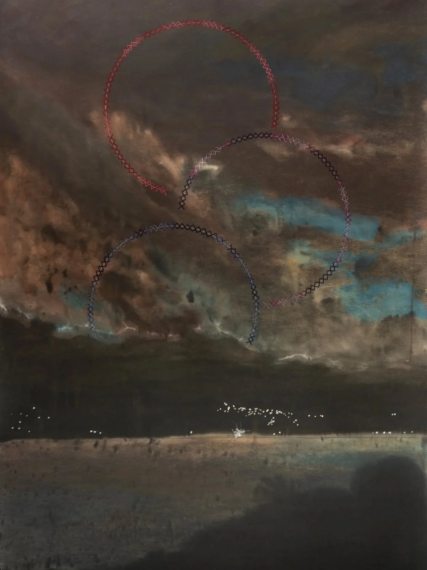 🌊 &ldquo;Si llevan agua, son r&iacute;os. Si no, son caminos.&rdquo; &mdash; Humberto Ak&rsquo;abal

 En Galer&iacute;a Extra, esta exposici&oacute;n explora lo que fluye y lo que se detiene: memorias de cuerpos y territorios que navegan, resisten o