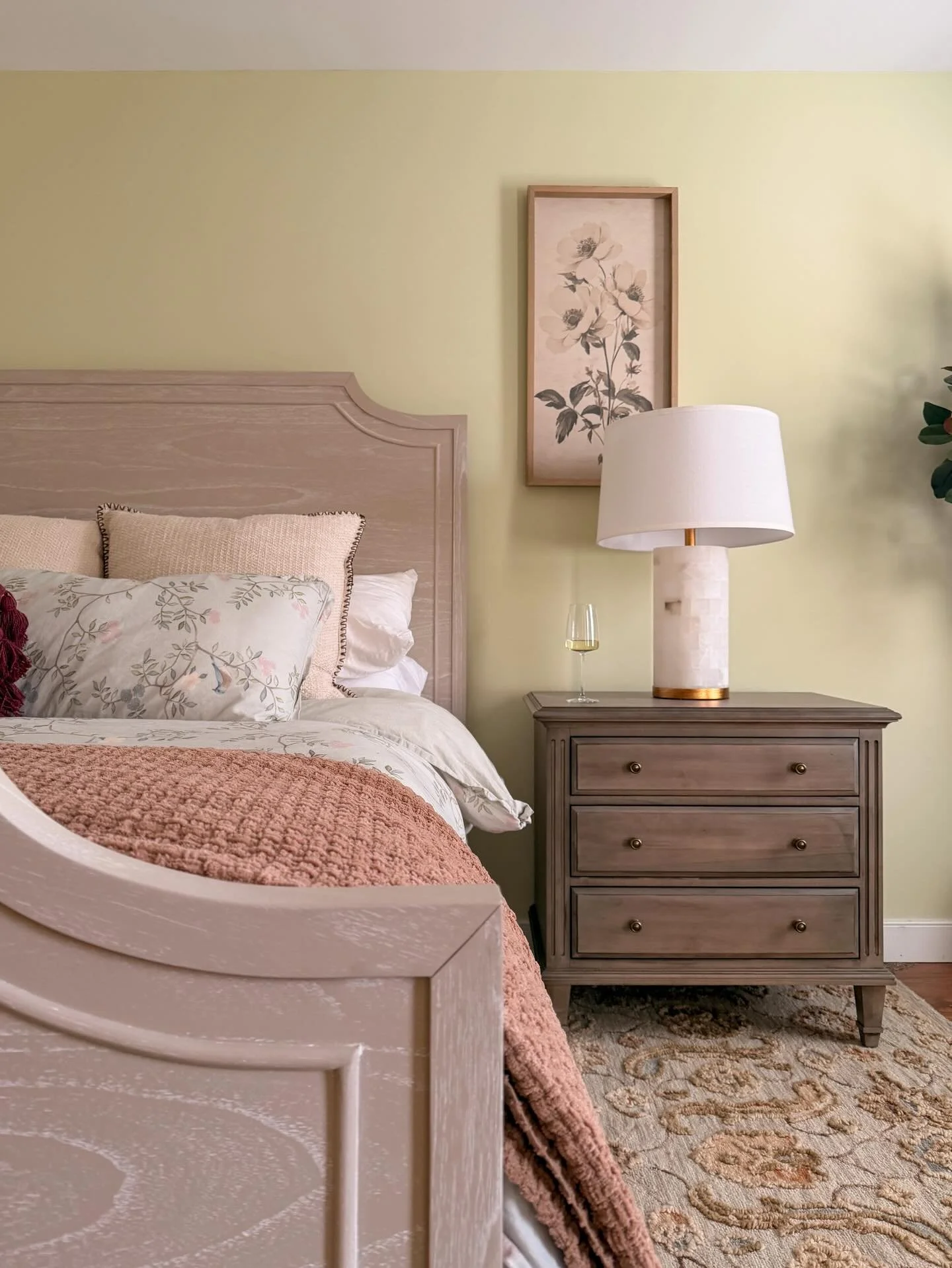 Swipe to see the &ldquo;Before&rdquo; of this complete bedroom makeover ✨🛏️🍈

Every inch of this room was intentionally curated with thoughtful pieces meant to last for the next 10+ years. 💎

The @ethanallen Jason nightstand grounds this room with