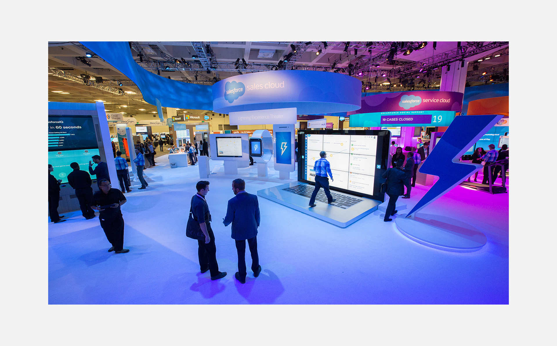 Salesforce-Dreamforce_sales cloud 2.png