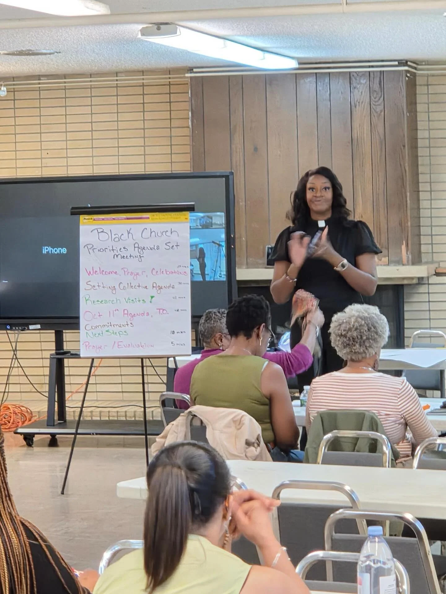 Behind every powerful summit is the organizing that made it possible. 💯
These snapshots are from a recent Black Church organizing meeting and celebration at @greaterfriendshipmbc — where core teams from across our congregations came together