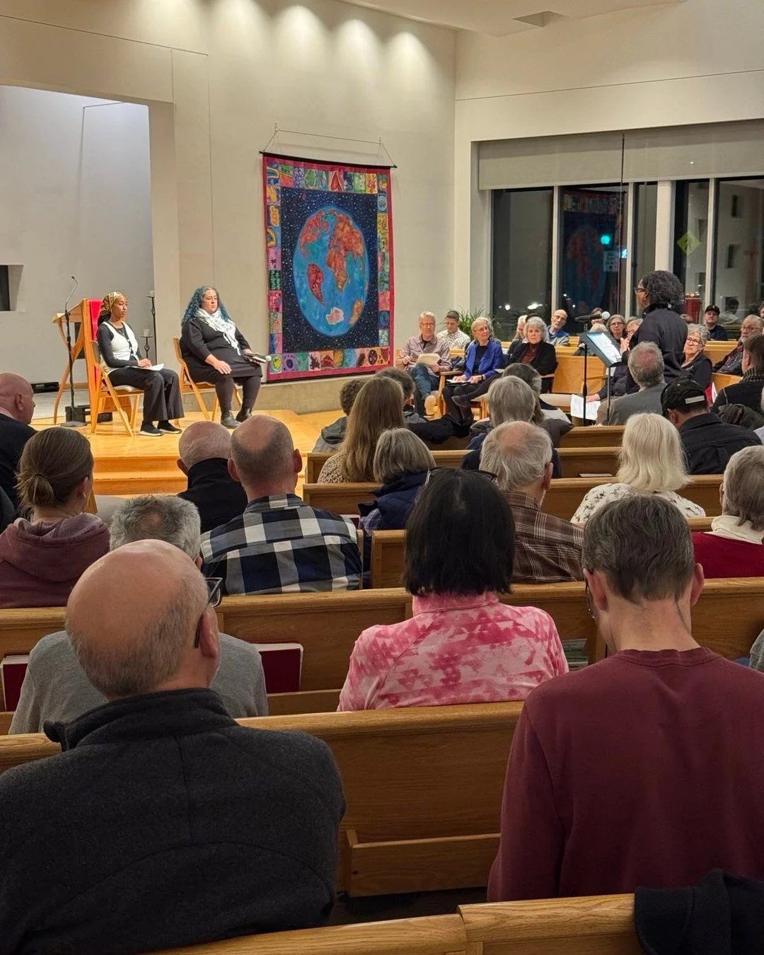 🙏 Last week, over 112 ISAIAH leaders from @saintjoanofarcmn, Our Saviour’s Lutheran Church, and Minneapolis Ward 8 came together for a meeting with SD 62 legislators Rep. Aisha Gomez, Rep. @anquam62b, and Hennepin County Commissioner Angela Co