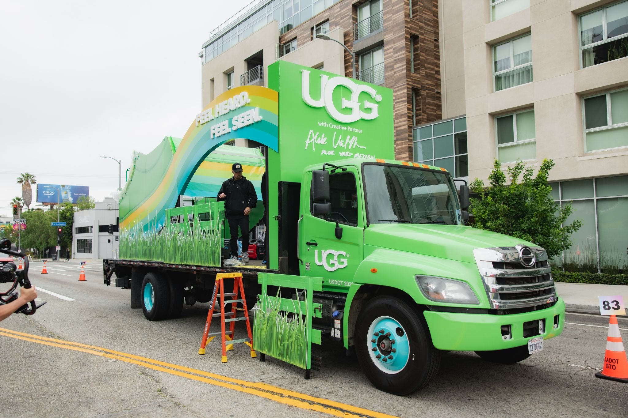 UGG x LA PRIDE (1).jpeg