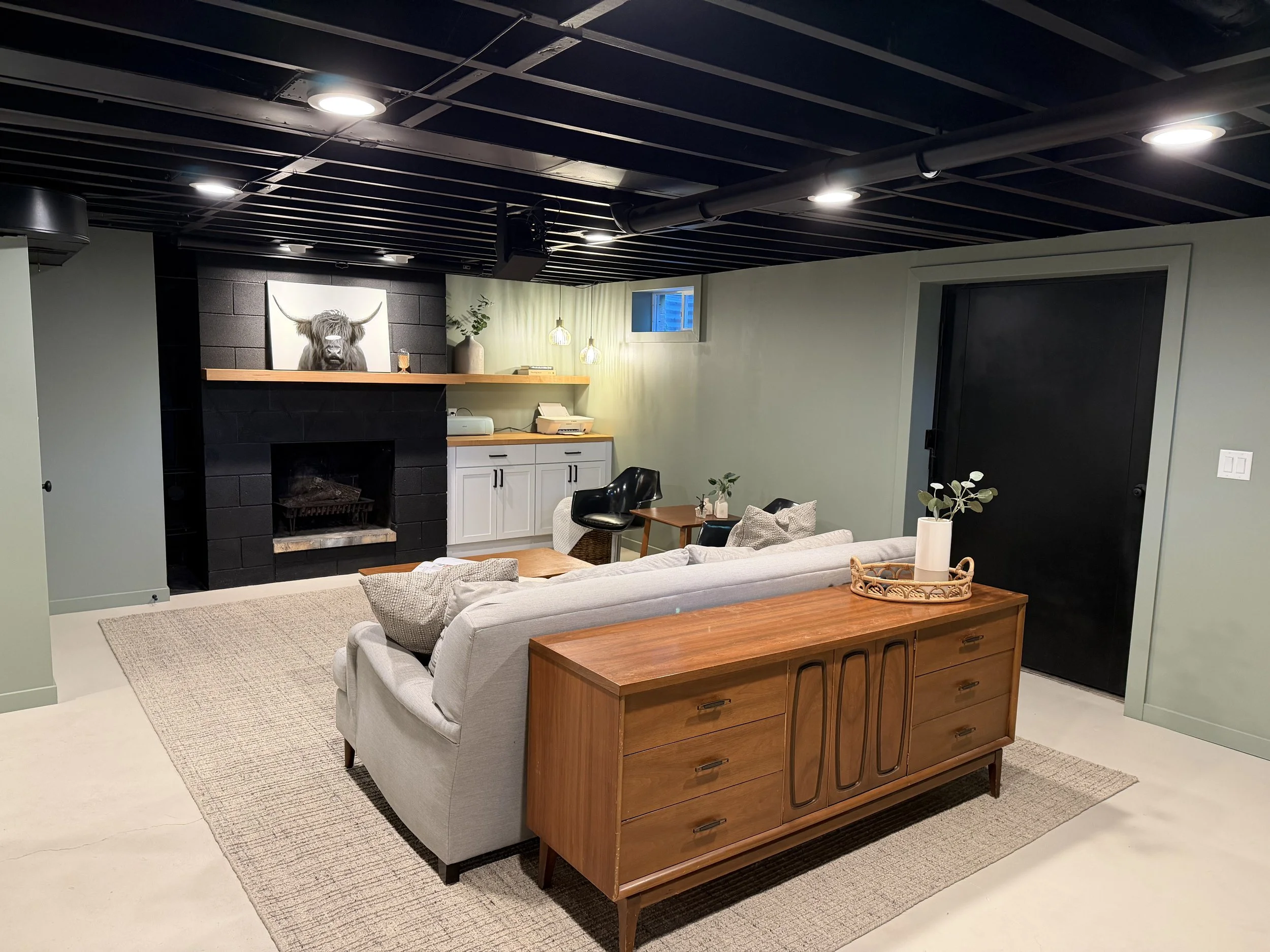 Basement Bonus Room 2.jpg