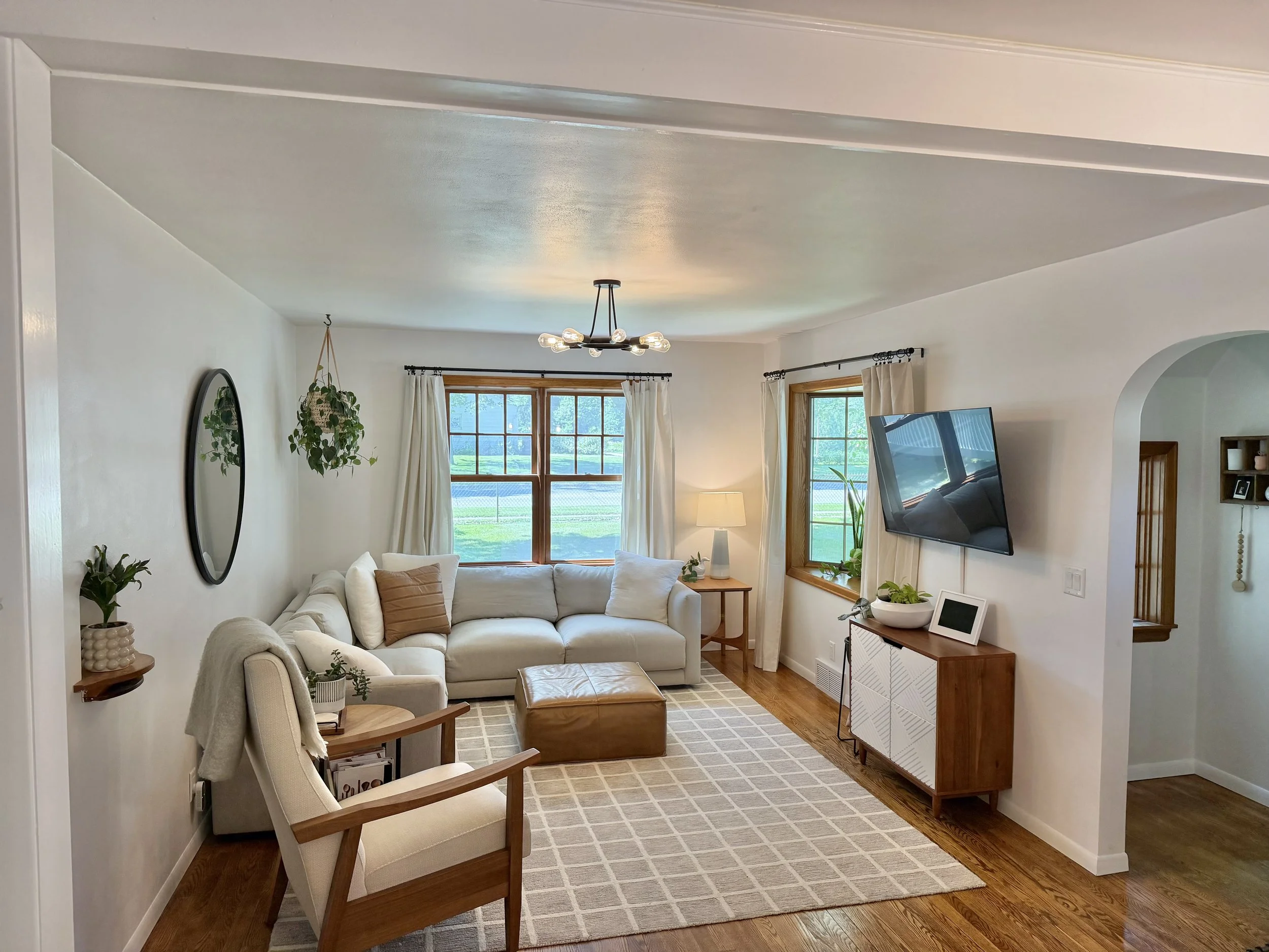 Living or Dining Room.jpg