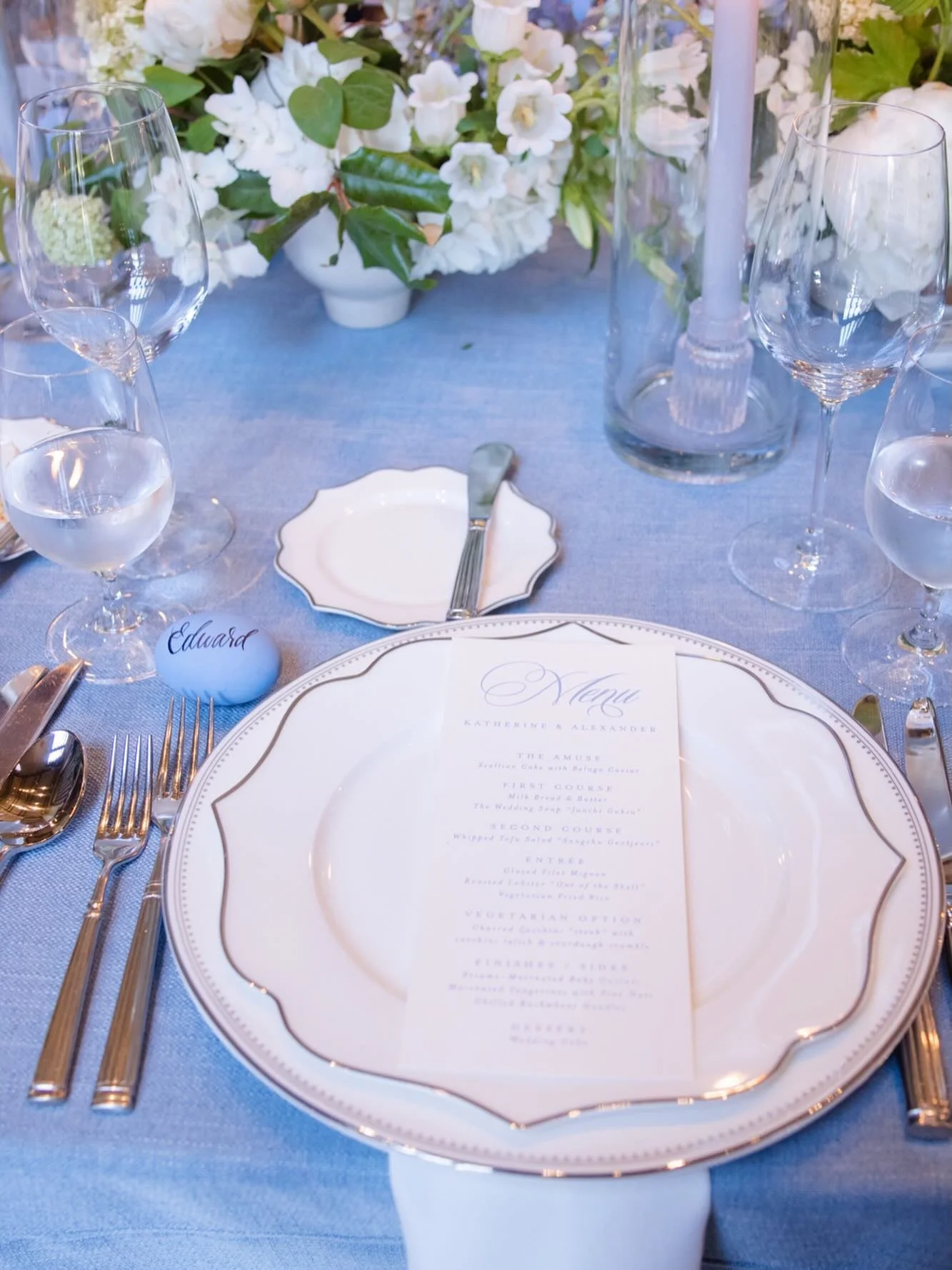 The sweetest details. From egg place cards to spring blooms and beautifully adorned china, consider this your Easter inspiration.
&nbsp;
Photo:&nbsp;@dannydong  Planning &amp; Design:&nbsp;@lorelleevents  Calligraphy:&nbsp;@calligradini  Florist &amp