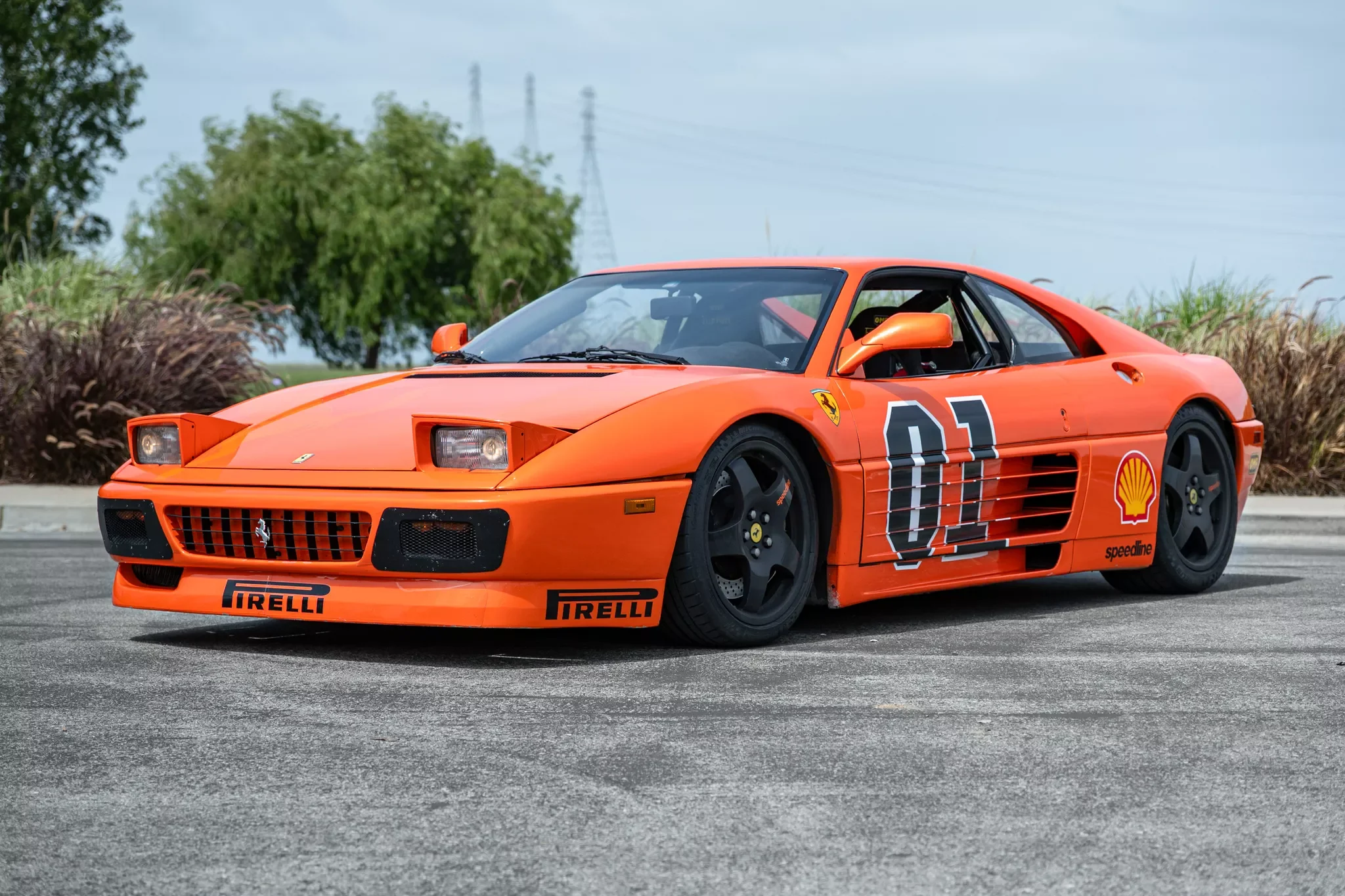 Ferrari-348-3.webp