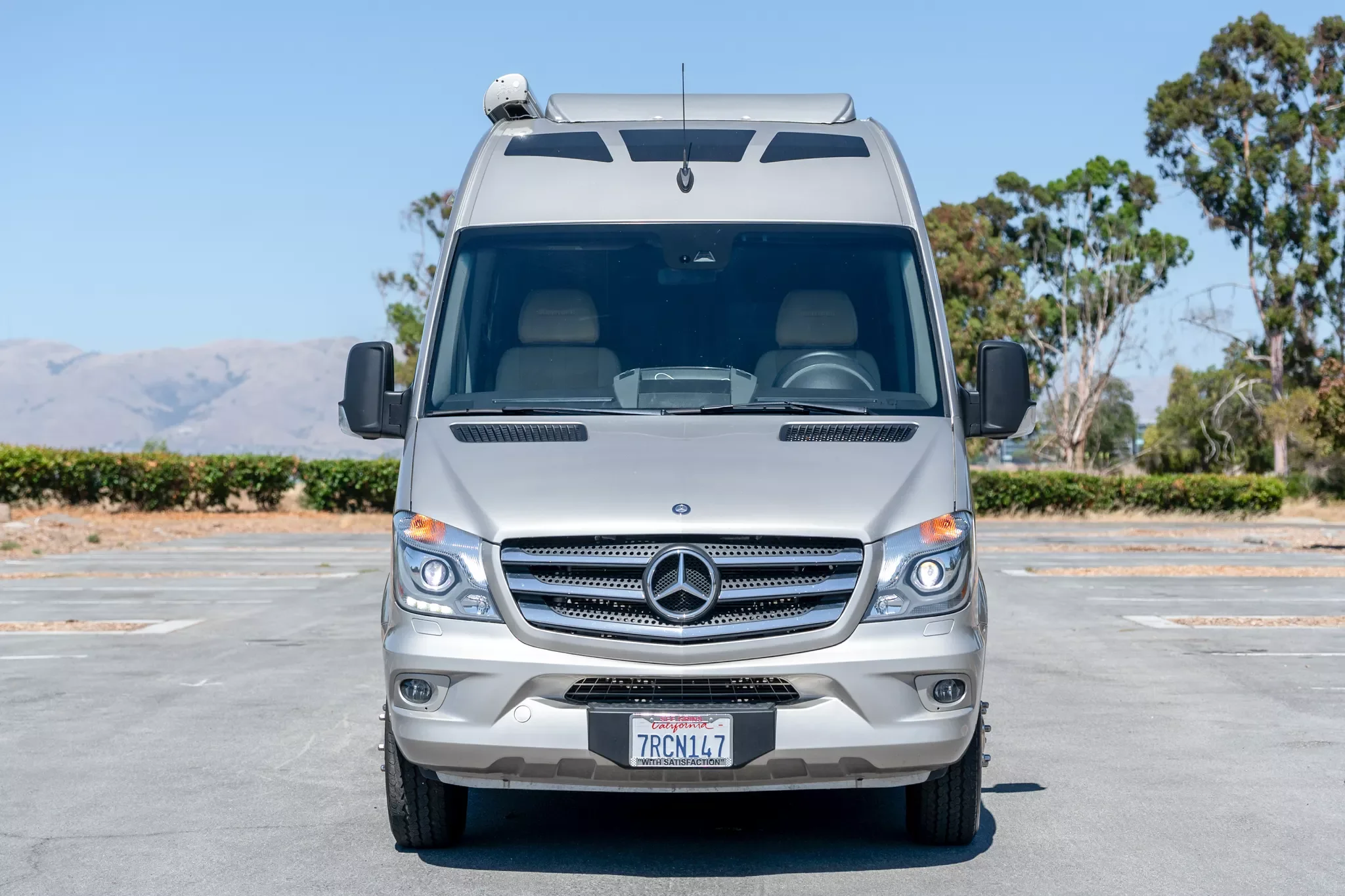 2015-Roadtrek-2.webp