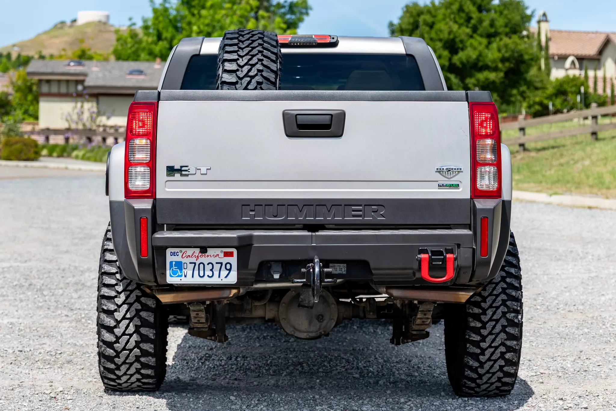 Hummer-H3T-6.webp